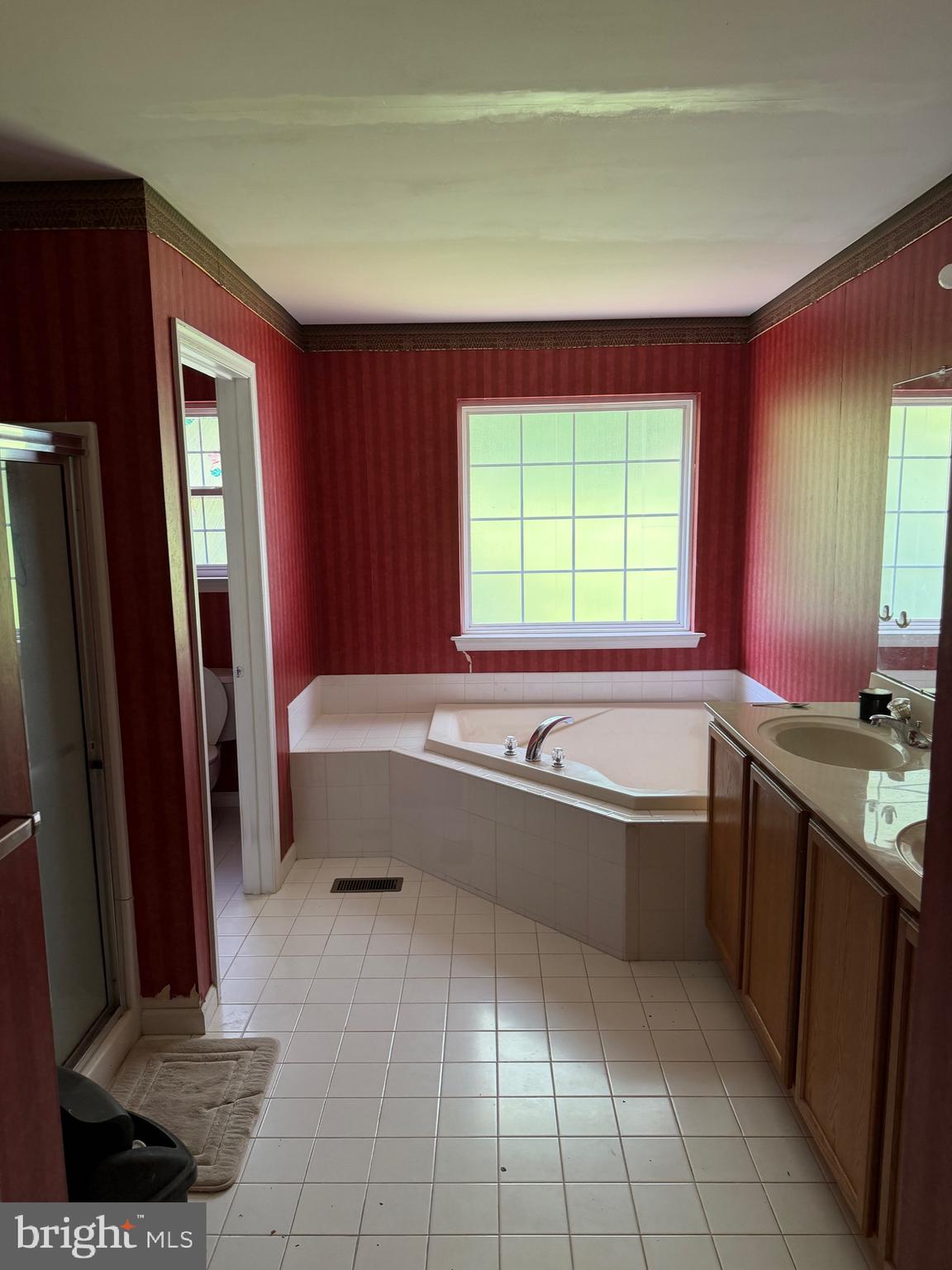 CARRIAGE CIRCLE - Residential