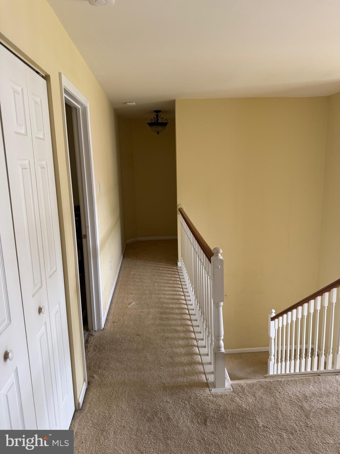 CARRIAGE CIRCLE - Residential