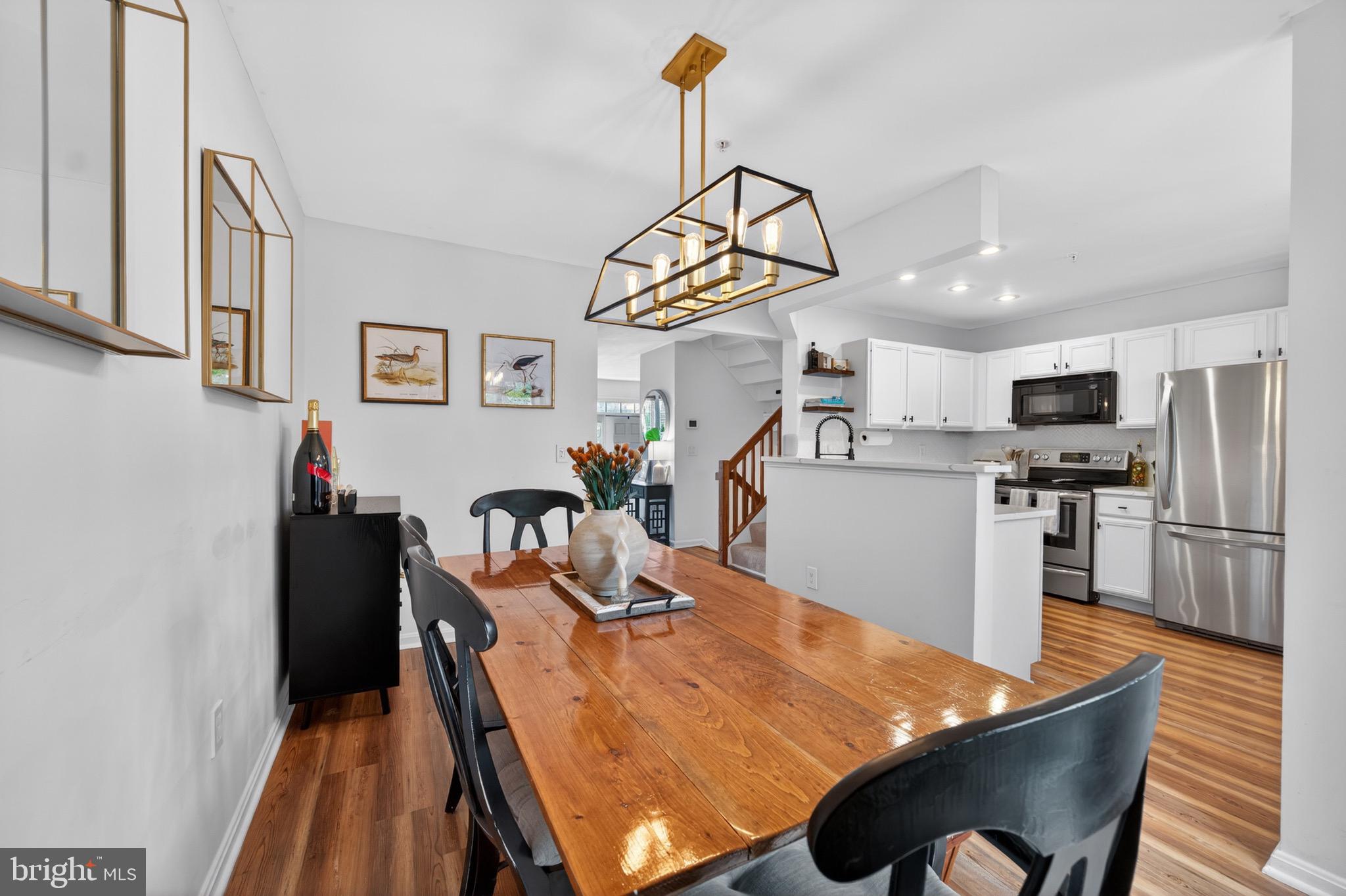 BEECHWOOD HILL - Residential
