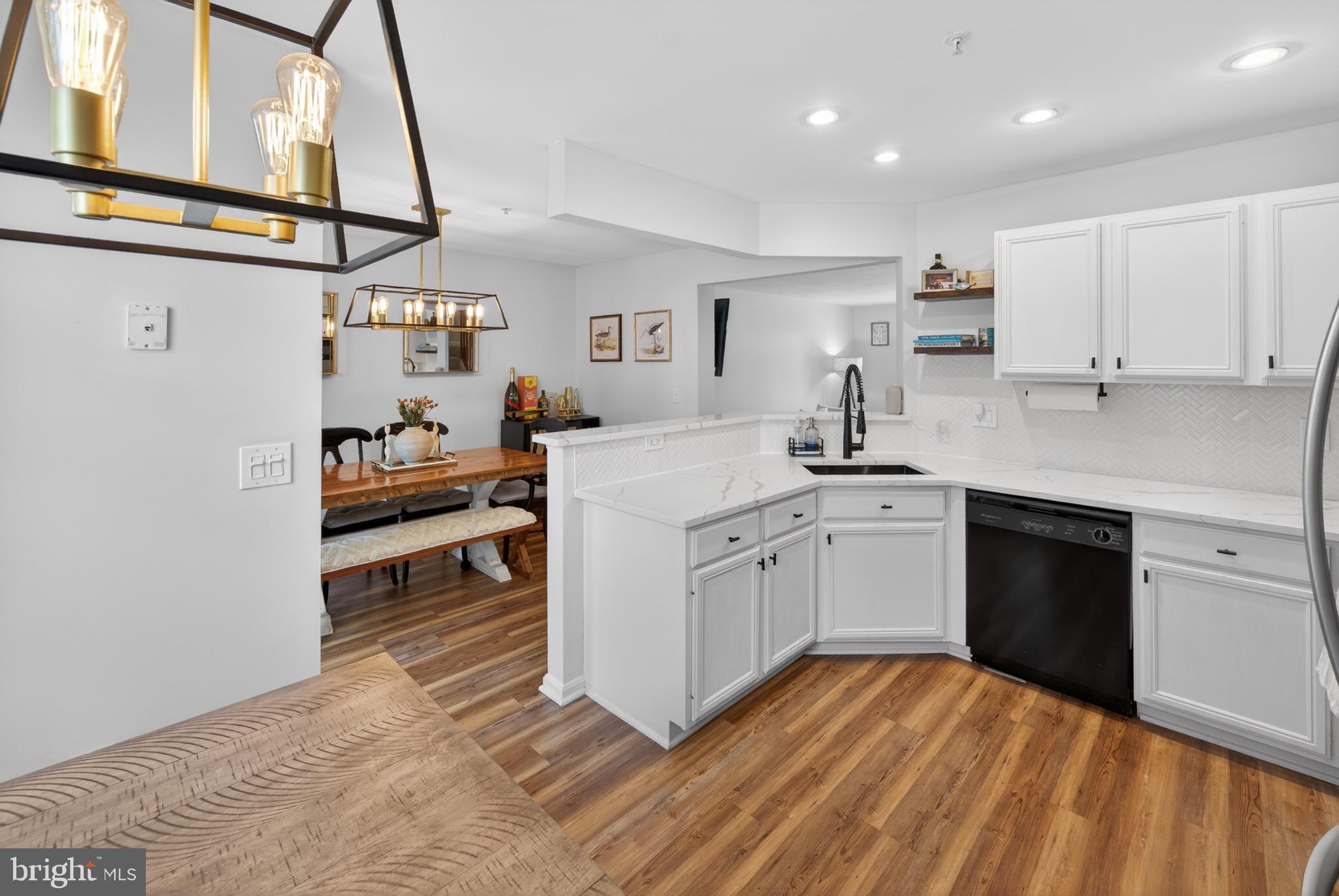 BEECHWOOD HILL - Residential