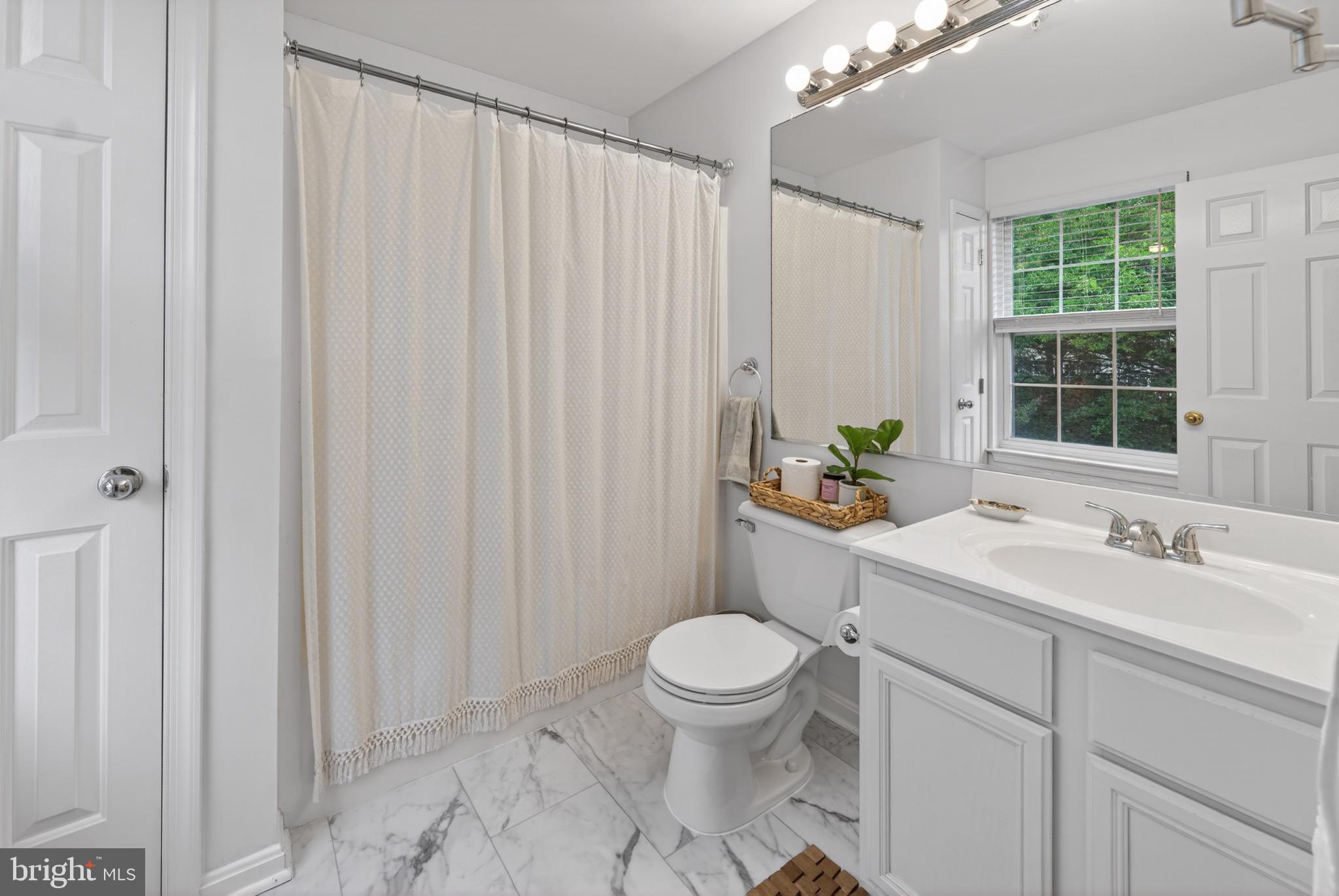 BEECHWOOD HILL - Residential