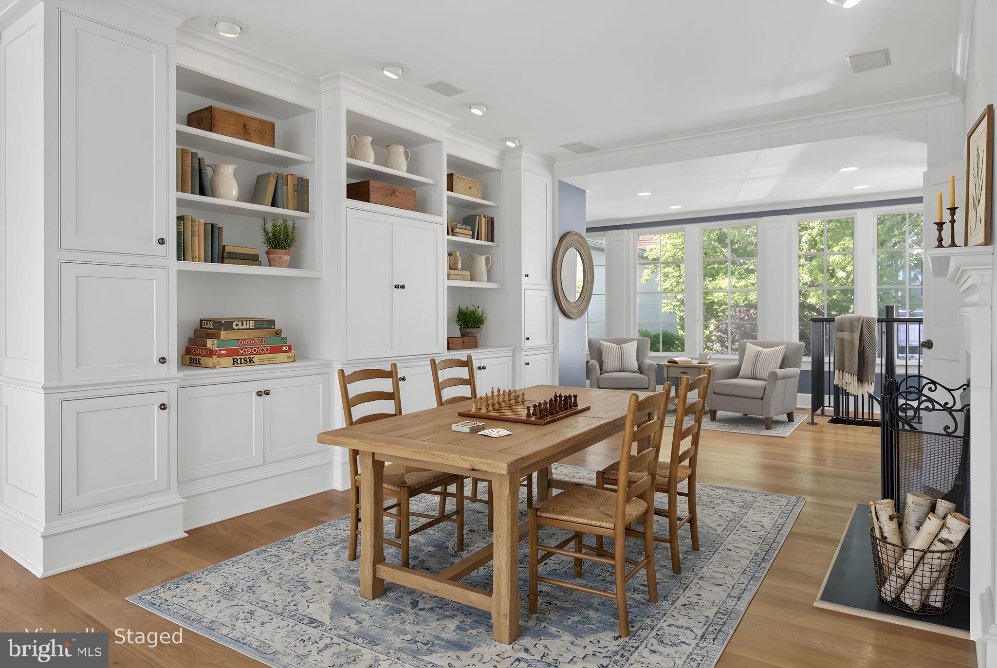 CAPITOL HILL - Residential