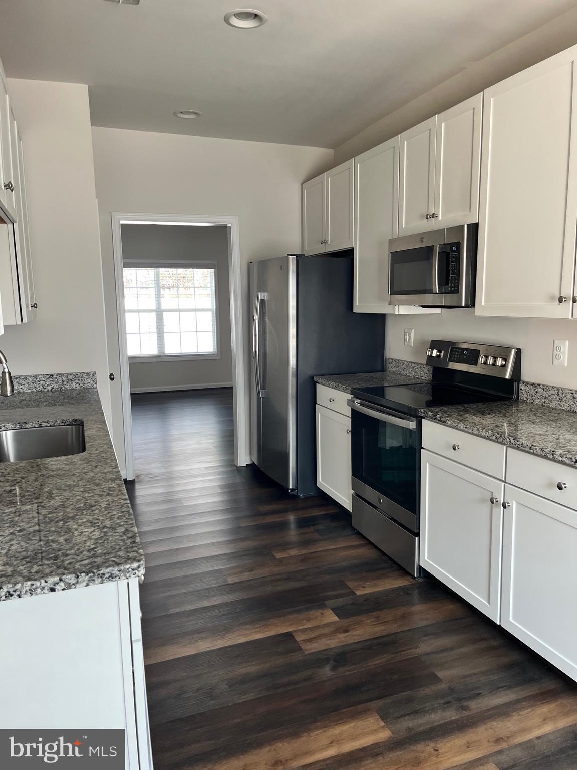REGENCY CROSSING - Residential