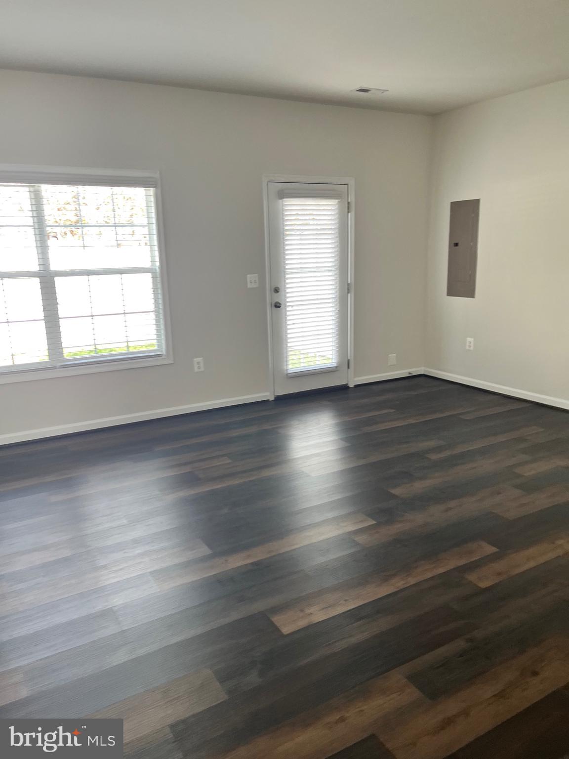 REGENCY CROSSING - Residential