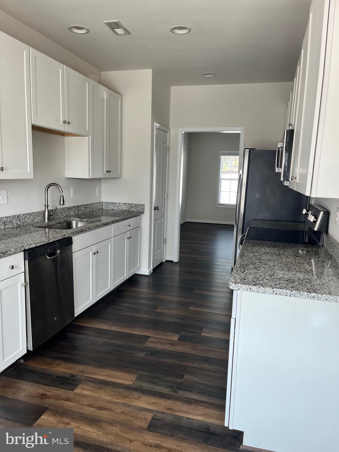 REGENCY CROSSING - Residential