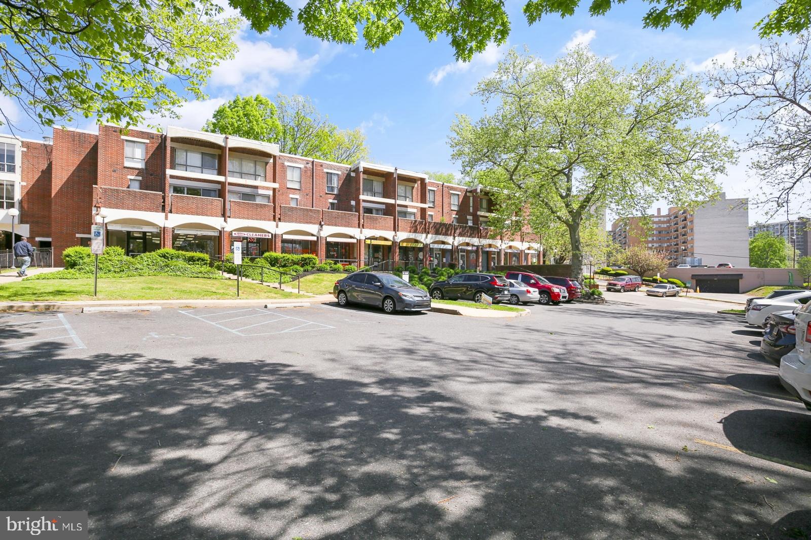 BALWYNNE PARK - Commercial Lease