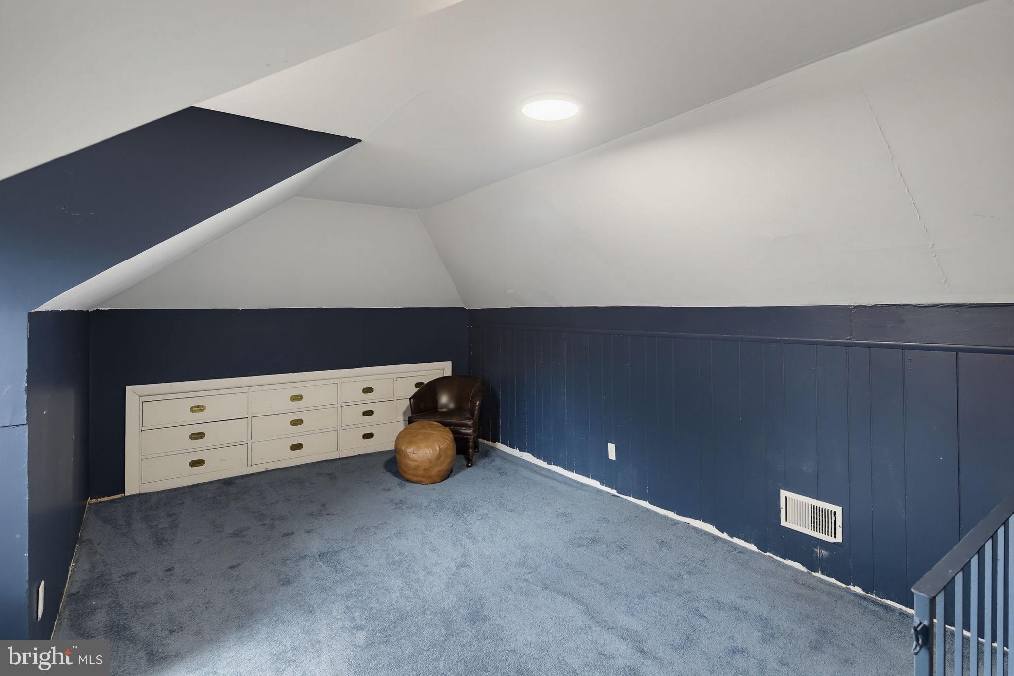 PIKESVILLE - Residential