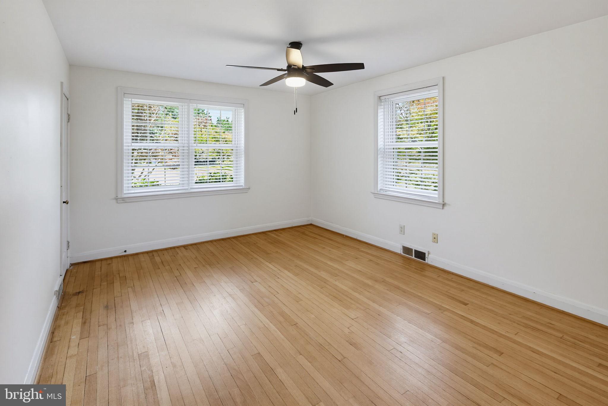 PIKESVILLE - Residential