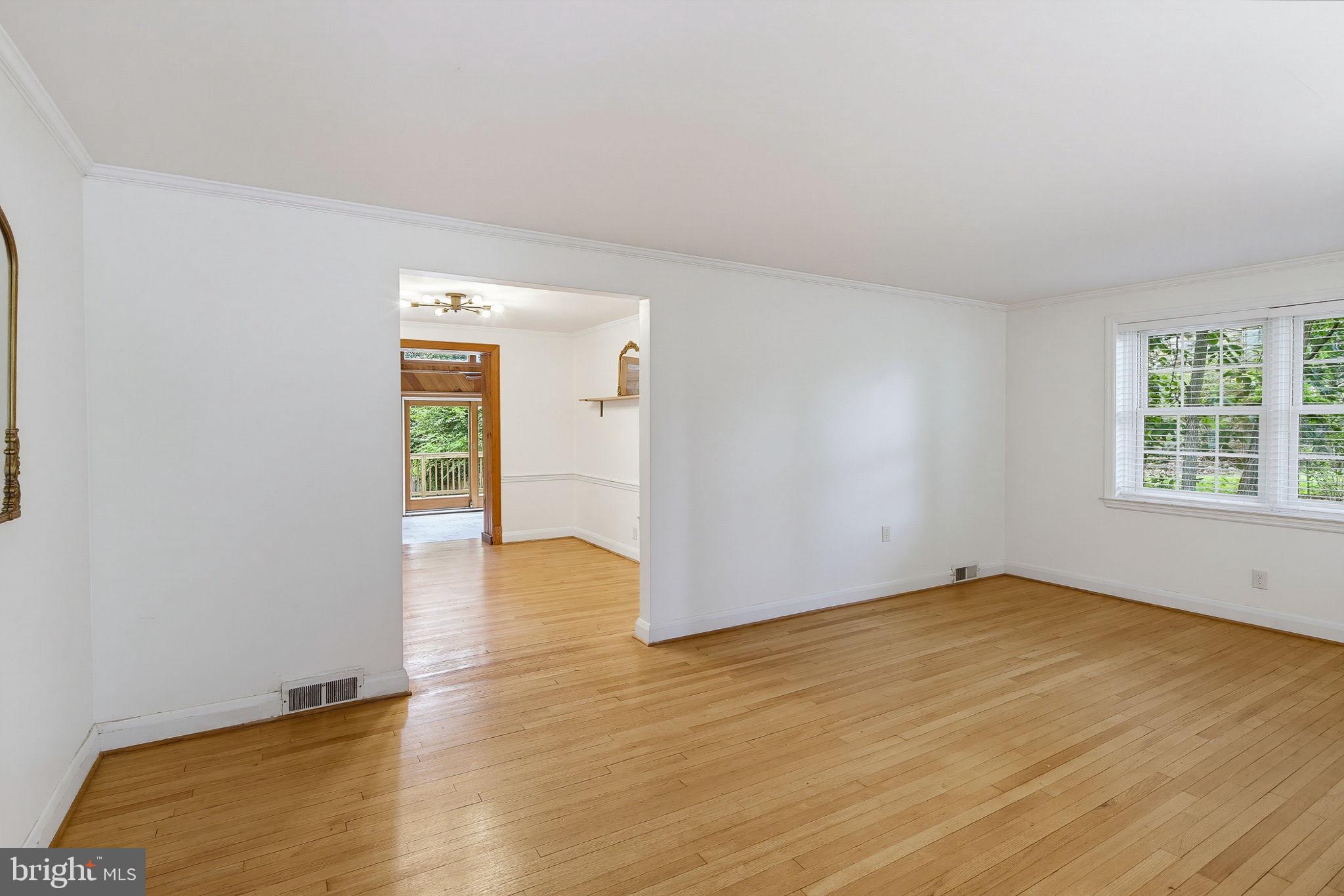 PIKESVILLE - Residential