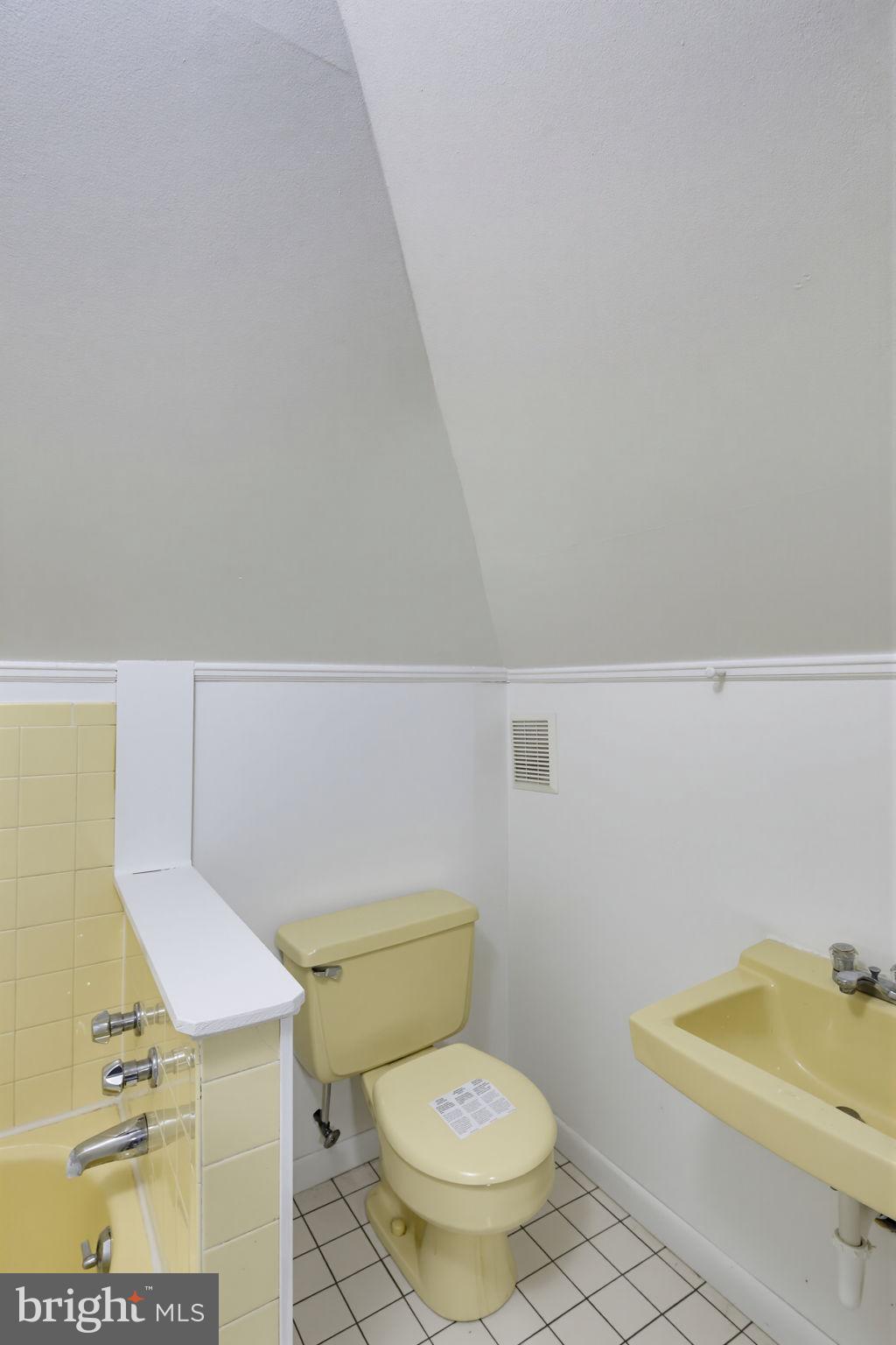 PIKESVILLE - Residential
