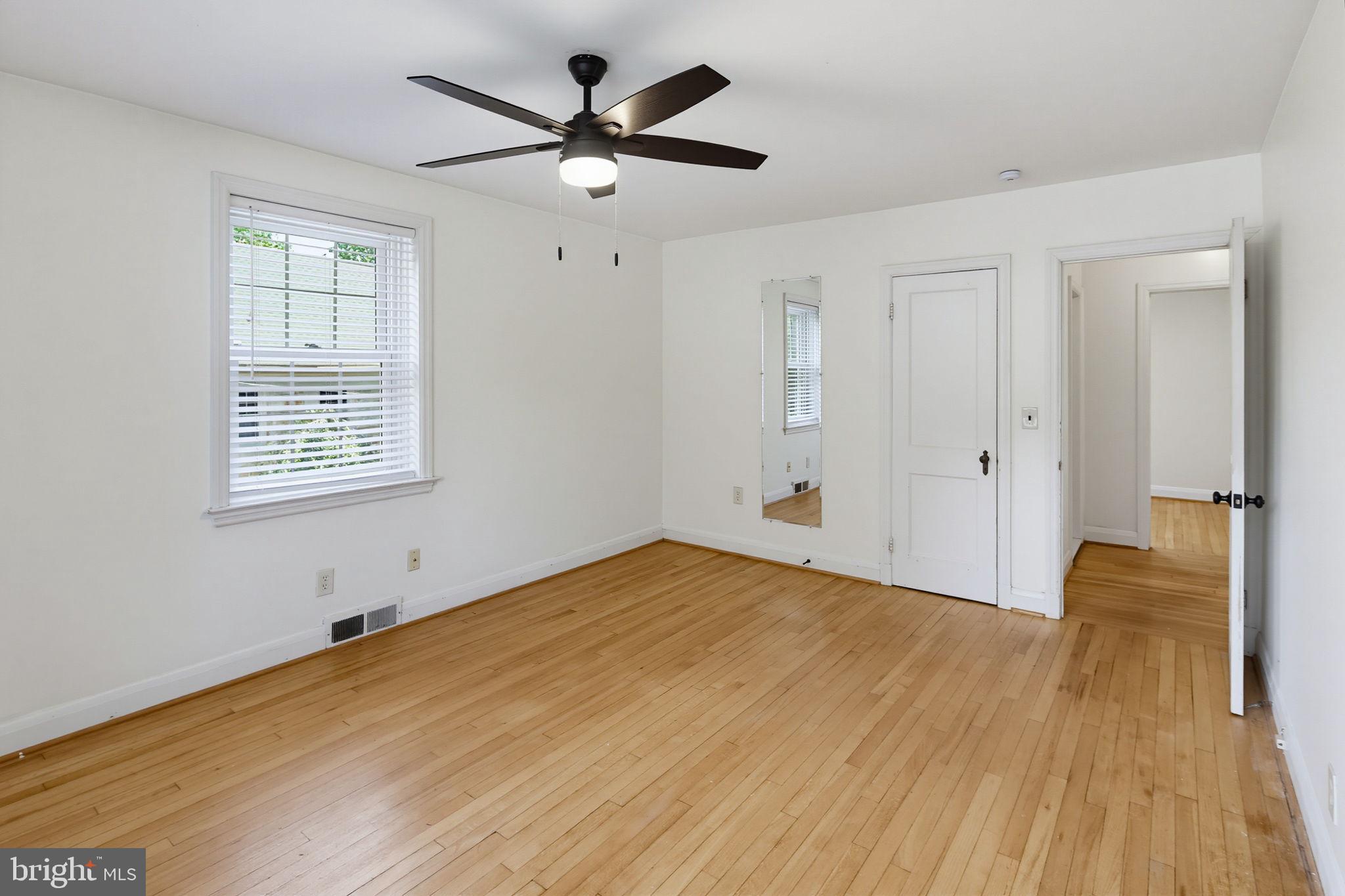 PIKESVILLE - Residential