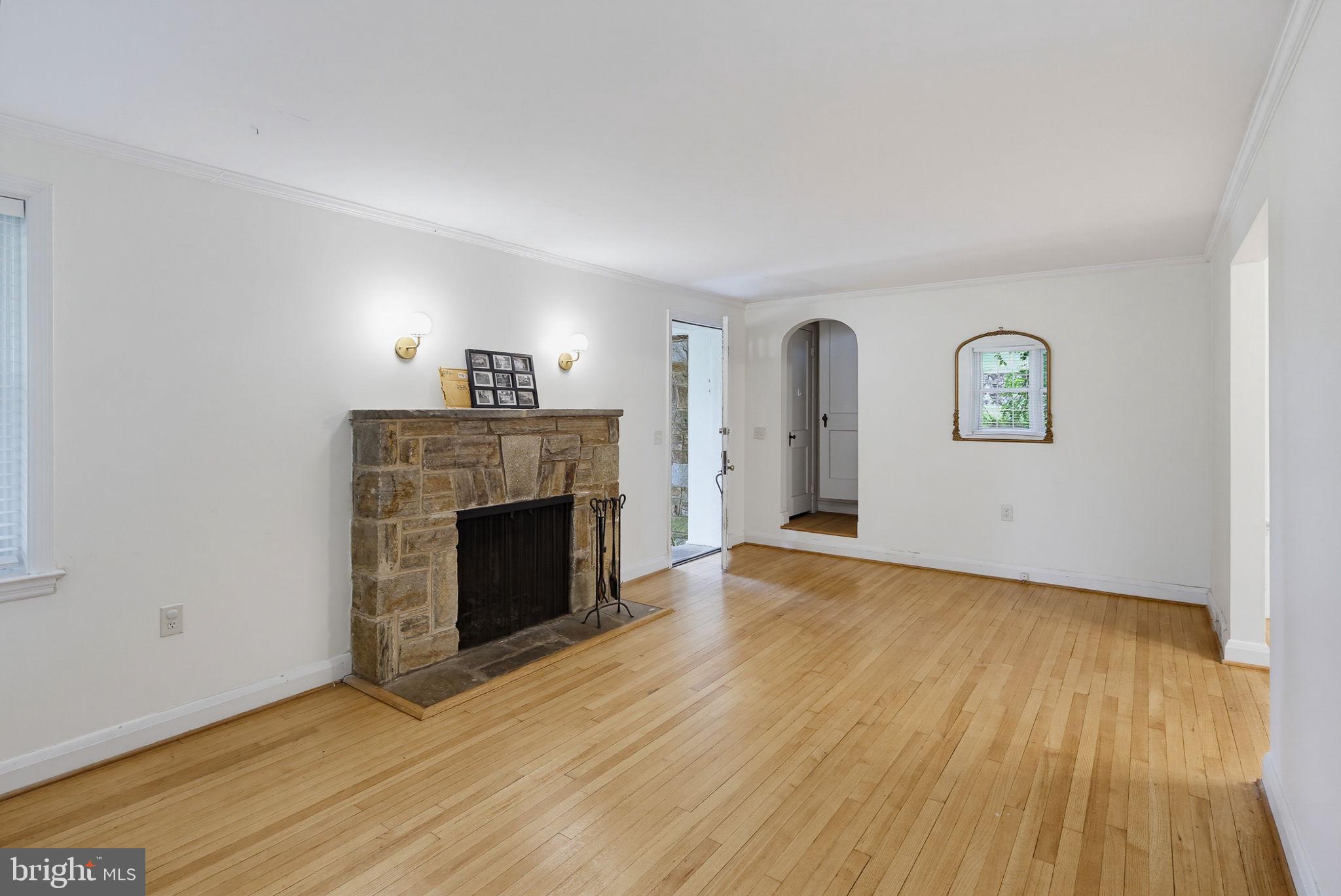 PIKESVILLE - Residential