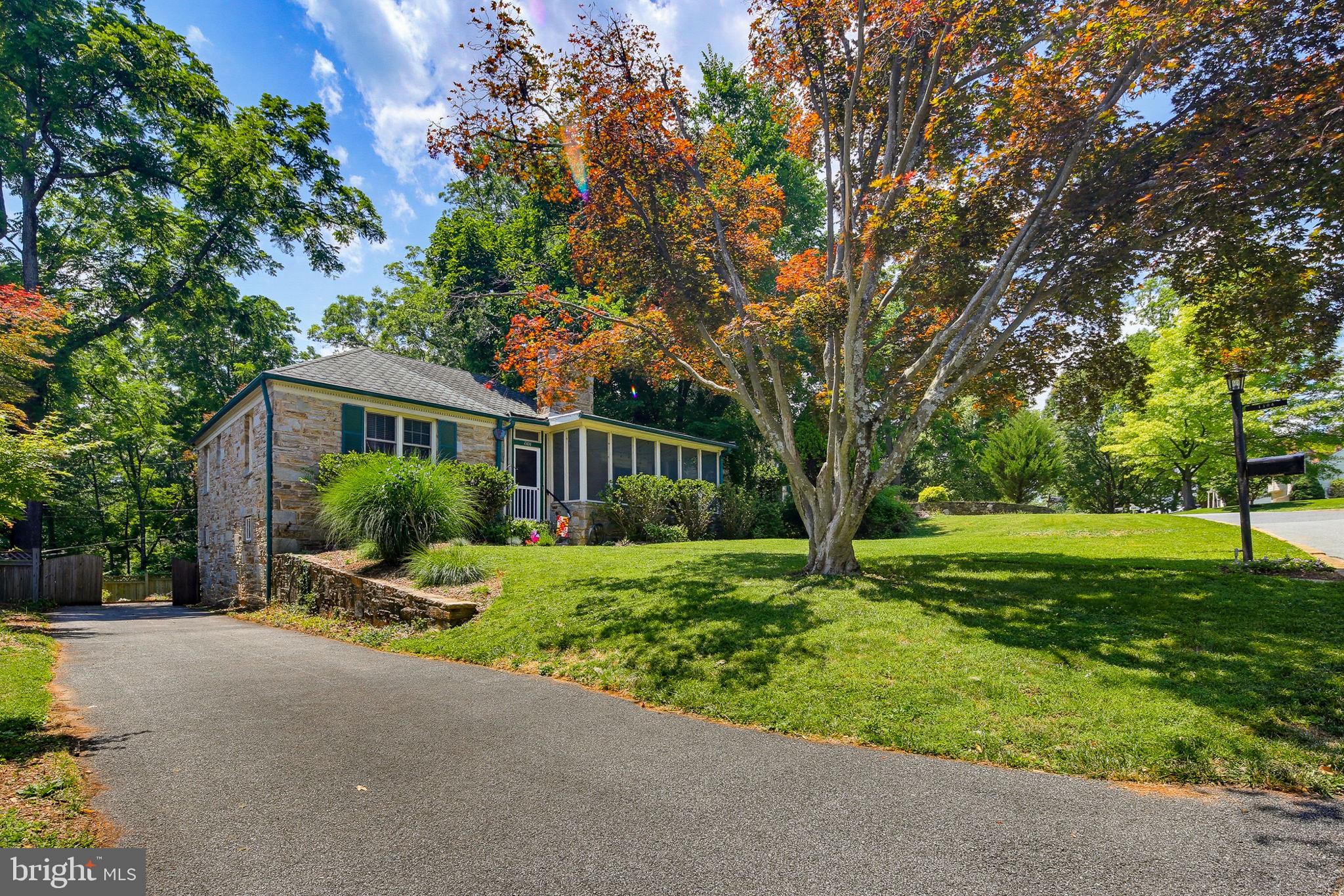 PIKESVILLE - Residential