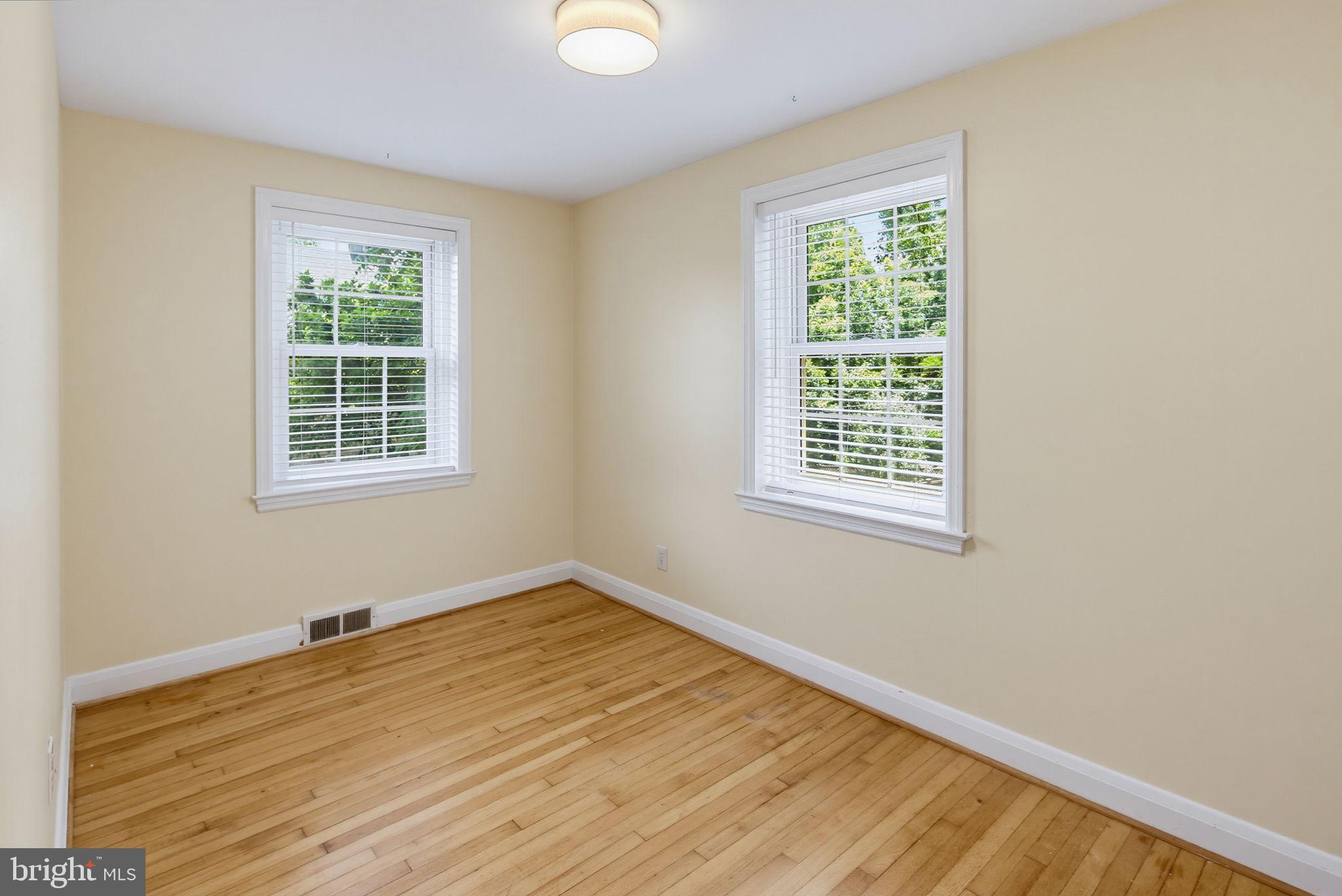 PIKESVILLE - Residential