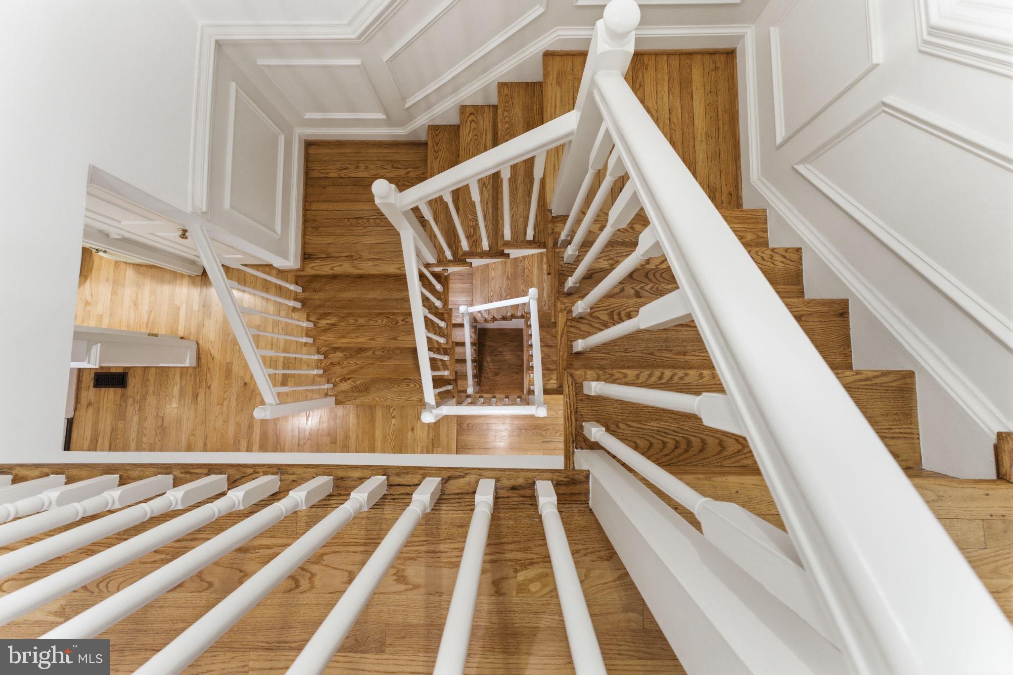 MADISON OF MCLEAN - Residential