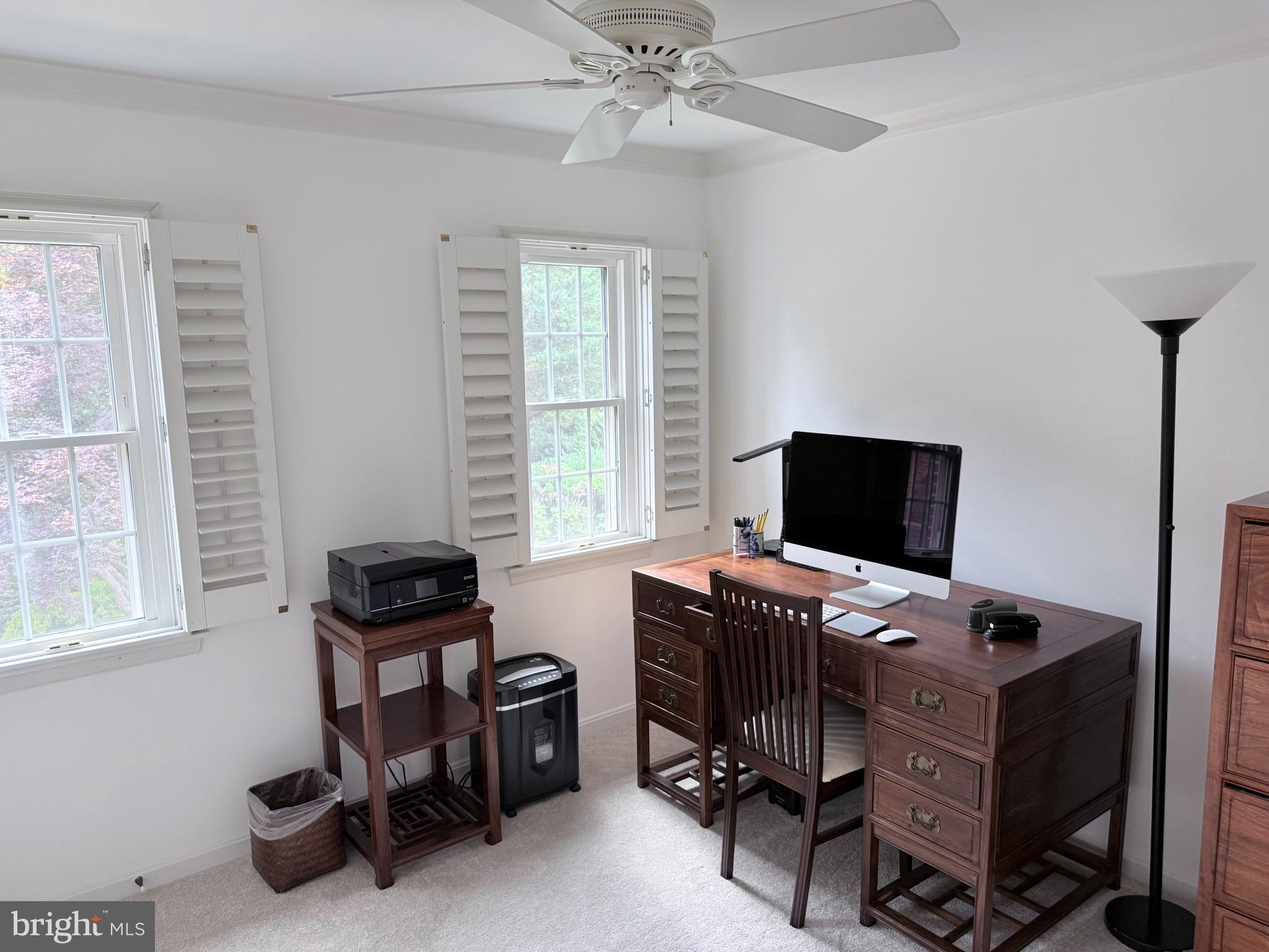 MADISON OF MCLEAN - Residential