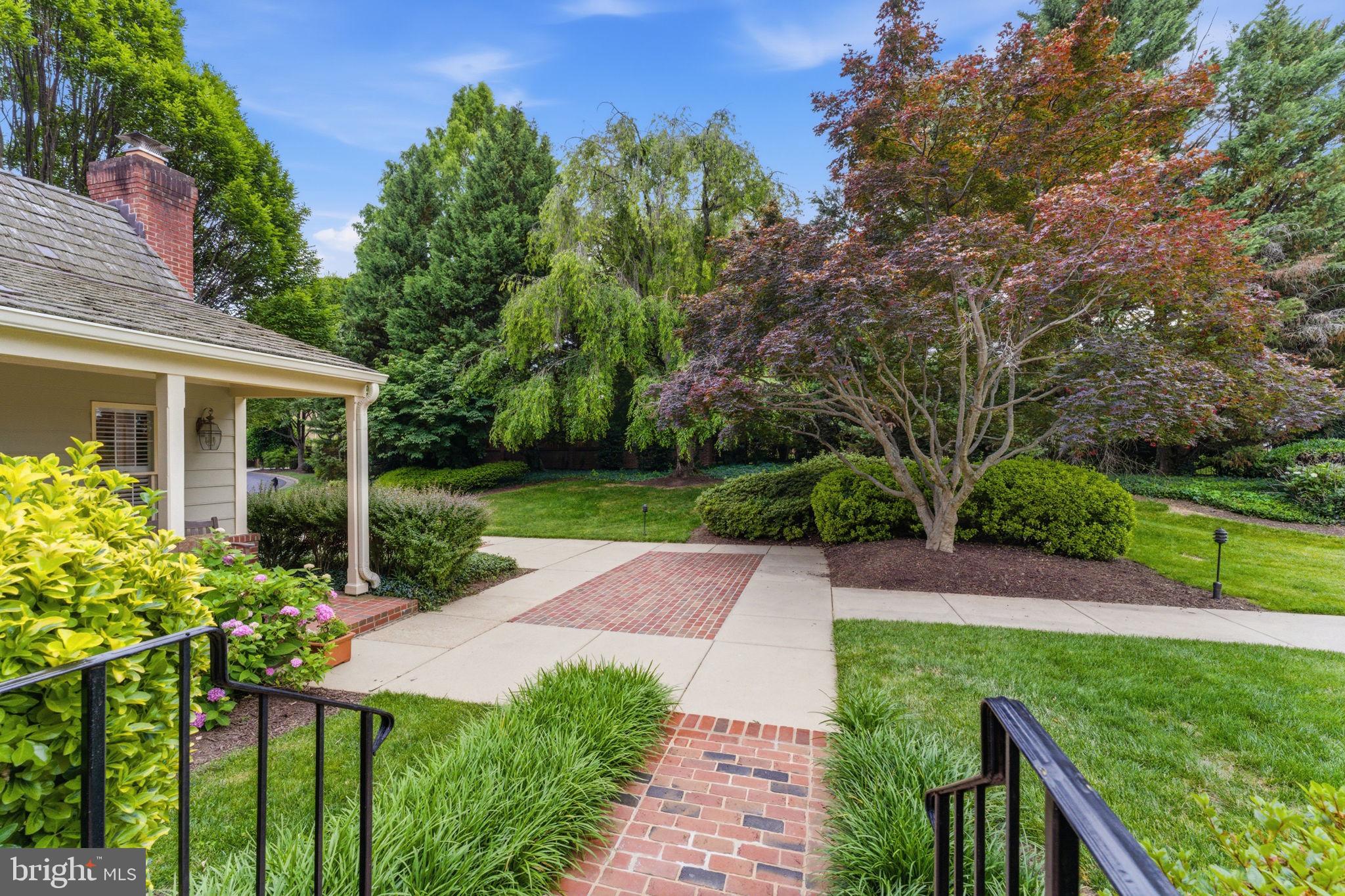 MADISON OF MCLEAN - Residential
