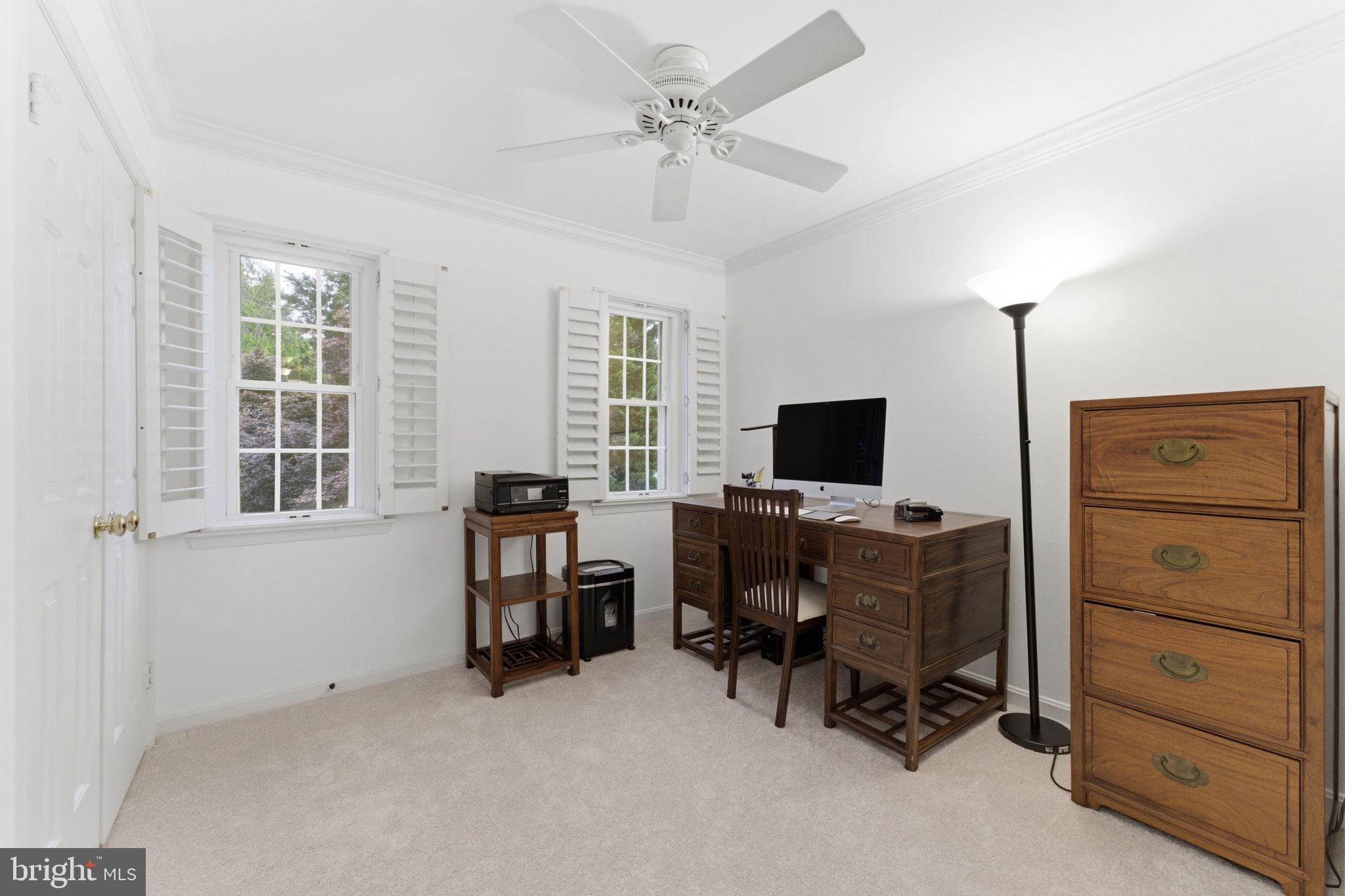 MADISON OF MCLEAN - Residential