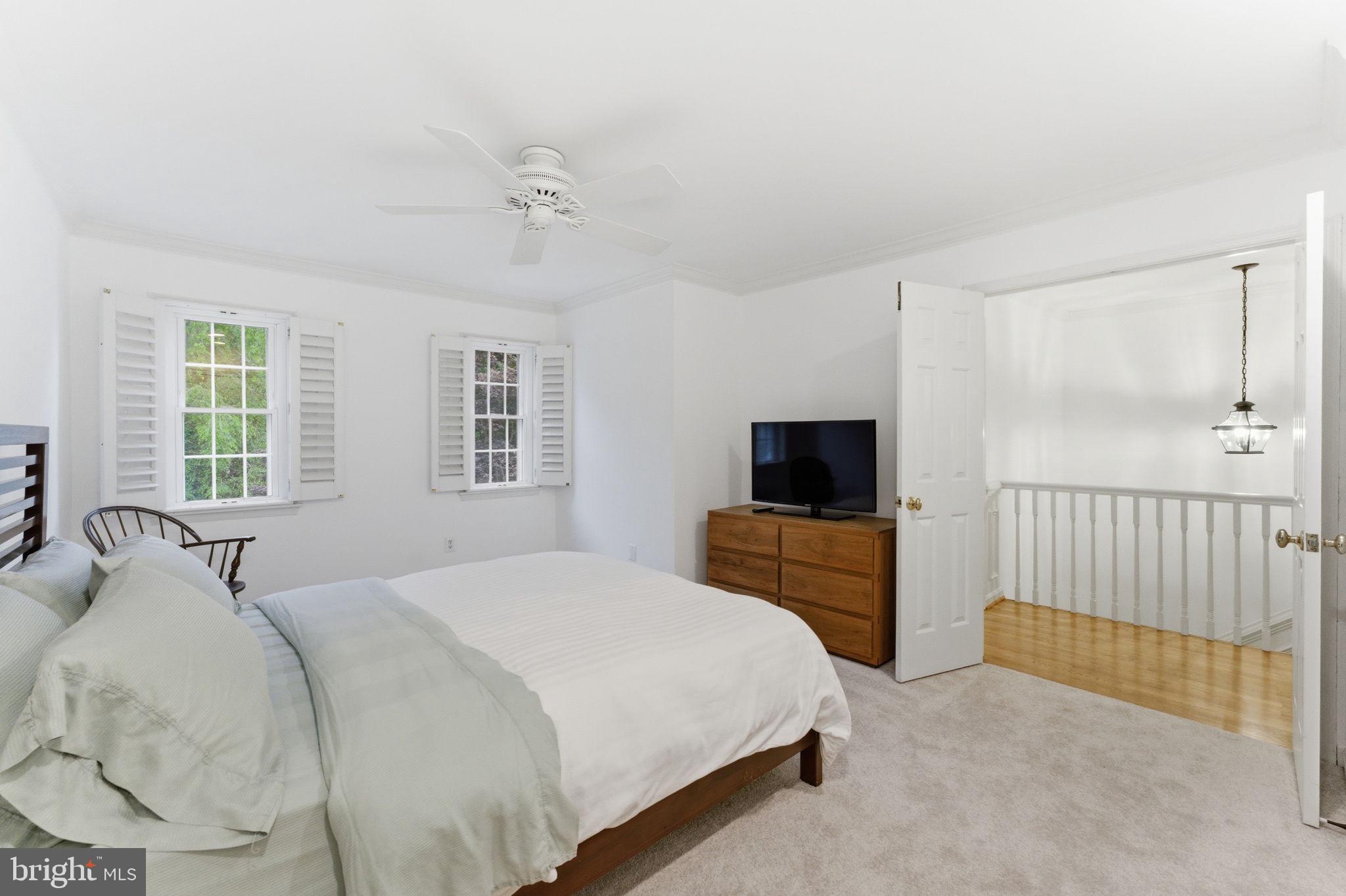 MADISON OF MCLEAN - Residential