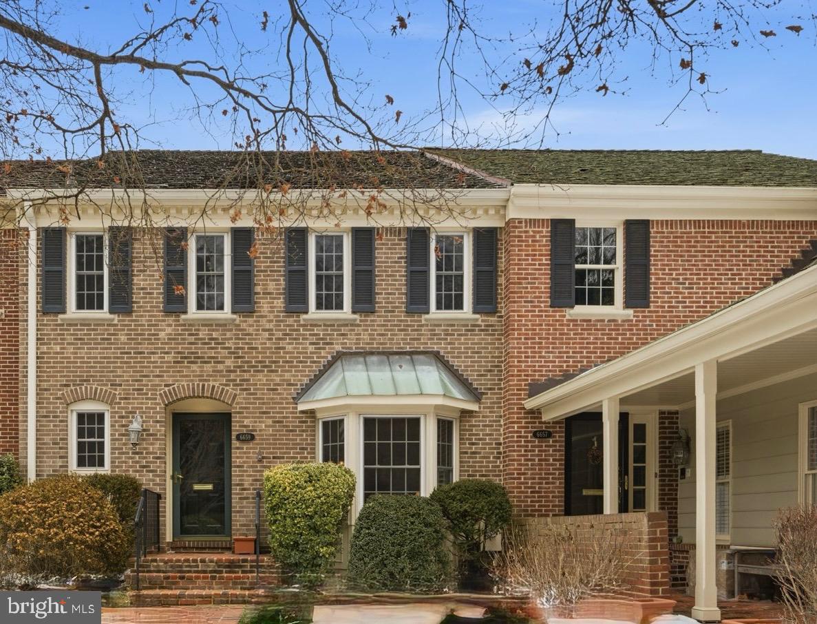 MADISON OF MCLEAN - Residential