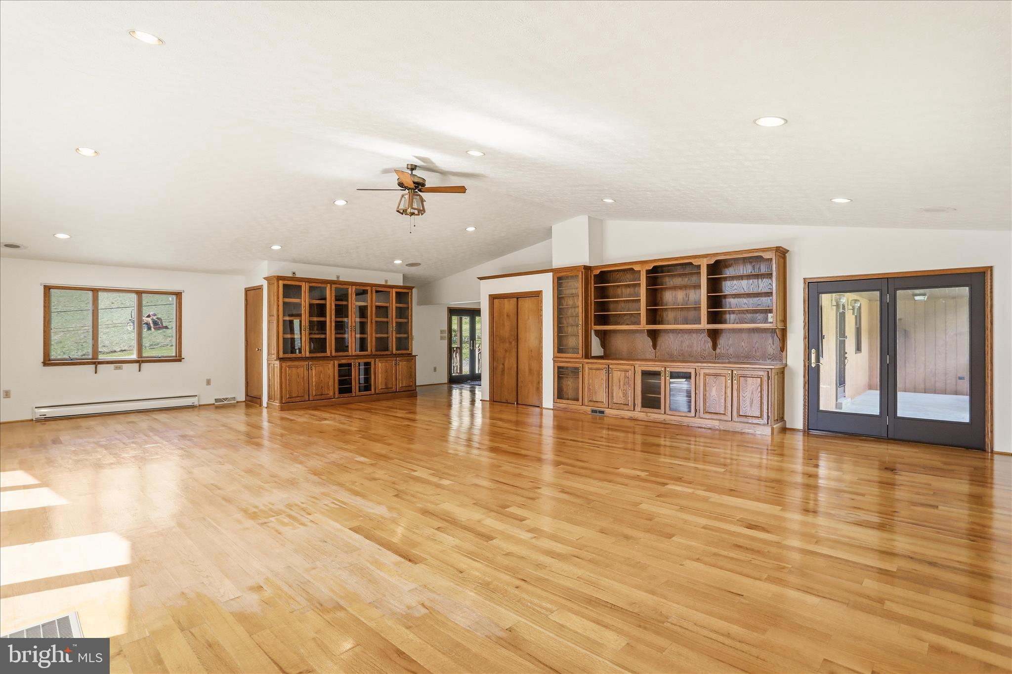 CORRIGANVILLE - Residential