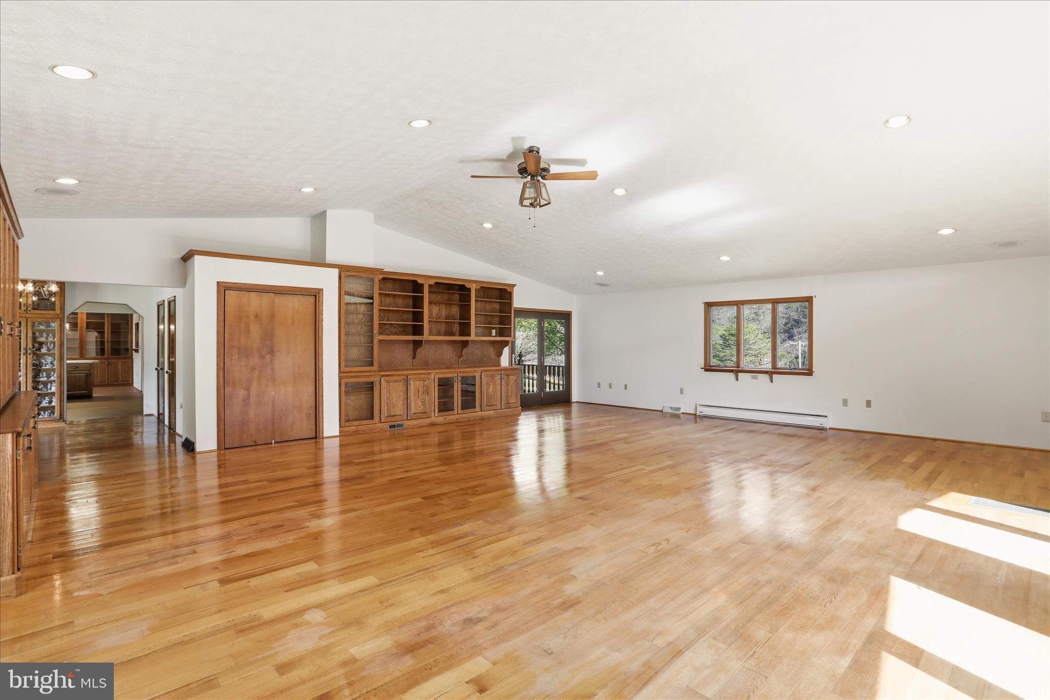 CORRIGANVILLE - Residential