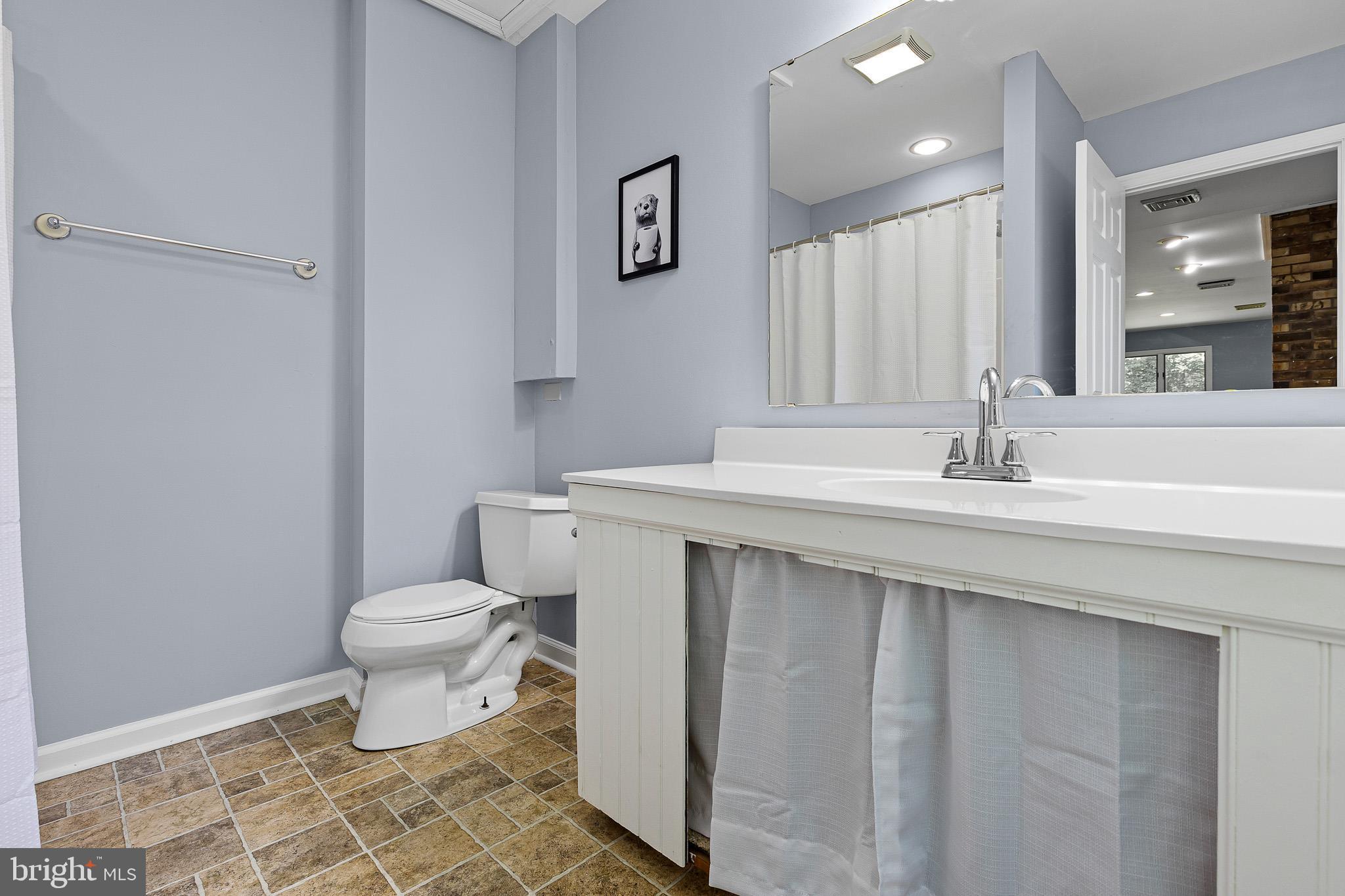 NEWARK - Residential