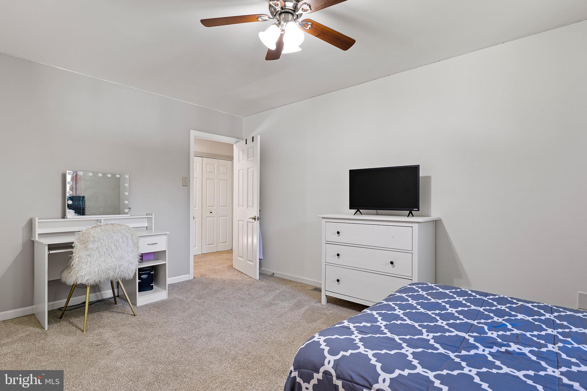 NEWARK - Residential