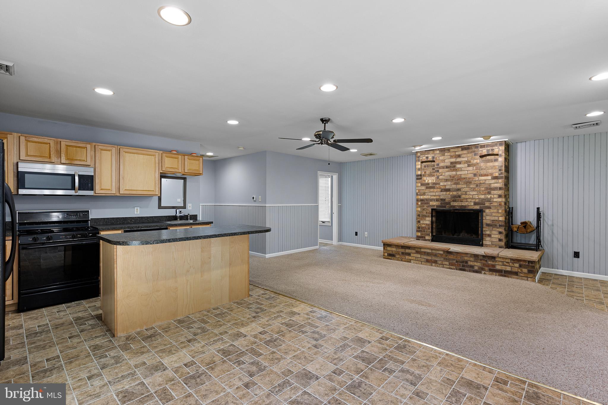 NEWARK - Residential
