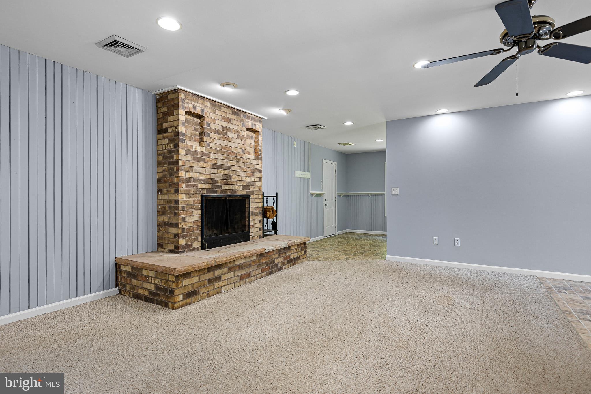 NEWARK - Residential