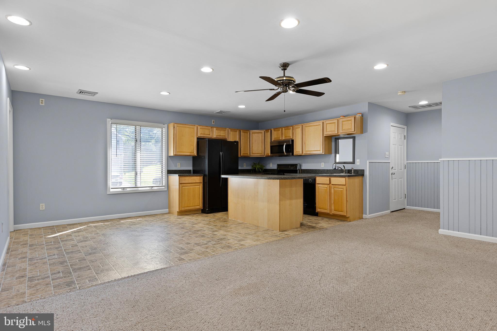 NEWARK - Residential