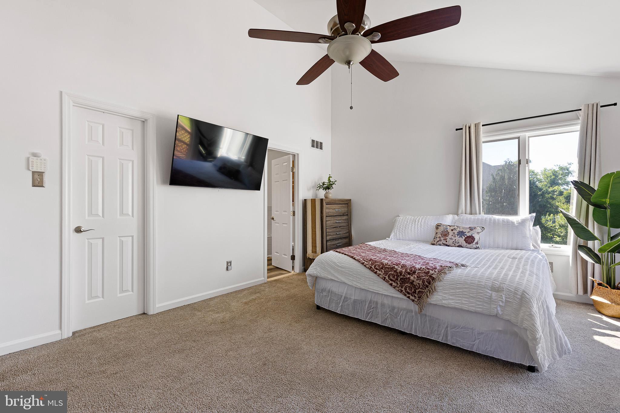 NEWARK - Residential