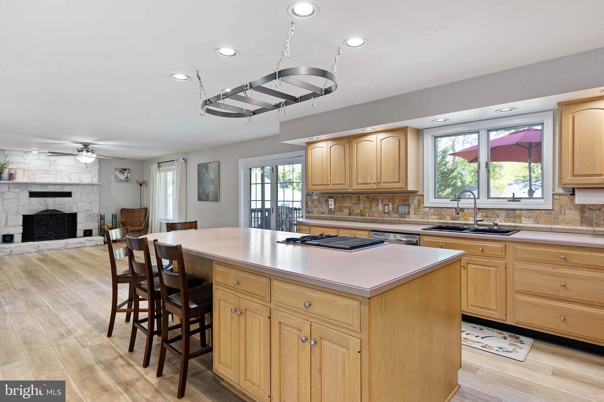 NEWARK - Residential