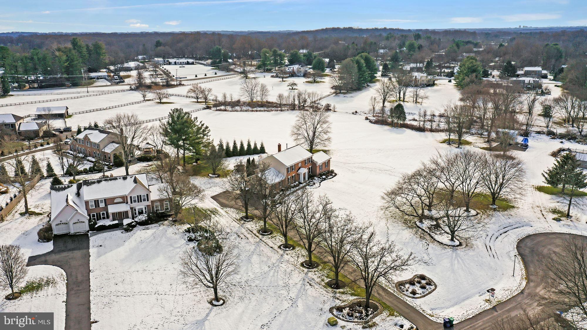 ROLLING KNOLLS - Residential