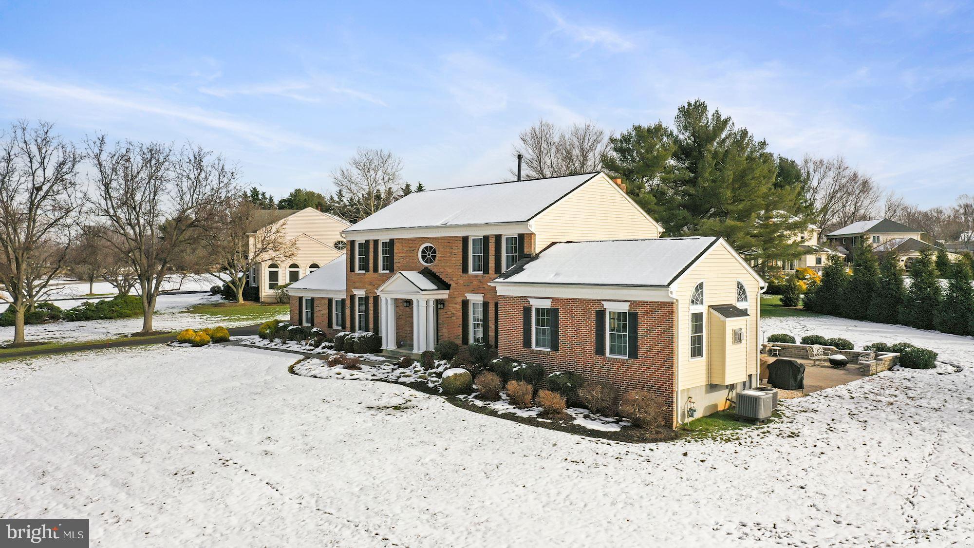 ROLLING KNOLLS - Residential