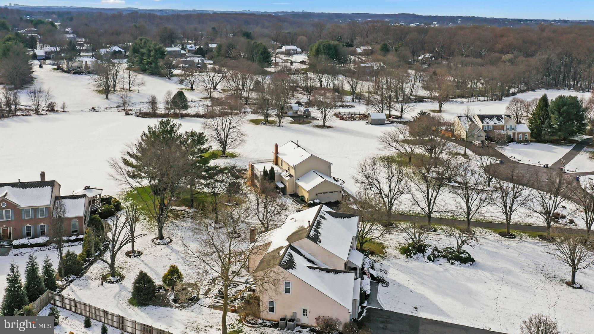 ROLLING KNOLLS - Residential