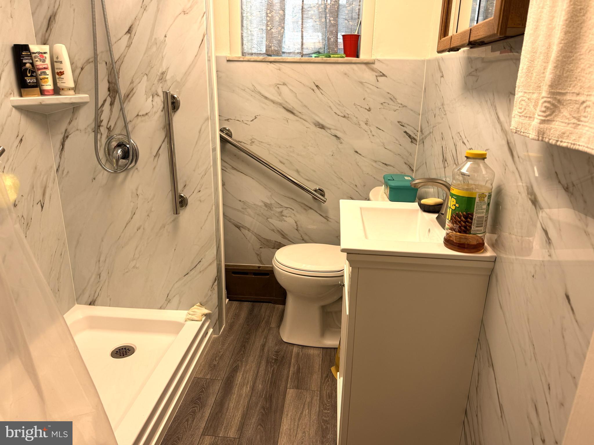 LOWER MOYAMENSING - Residential