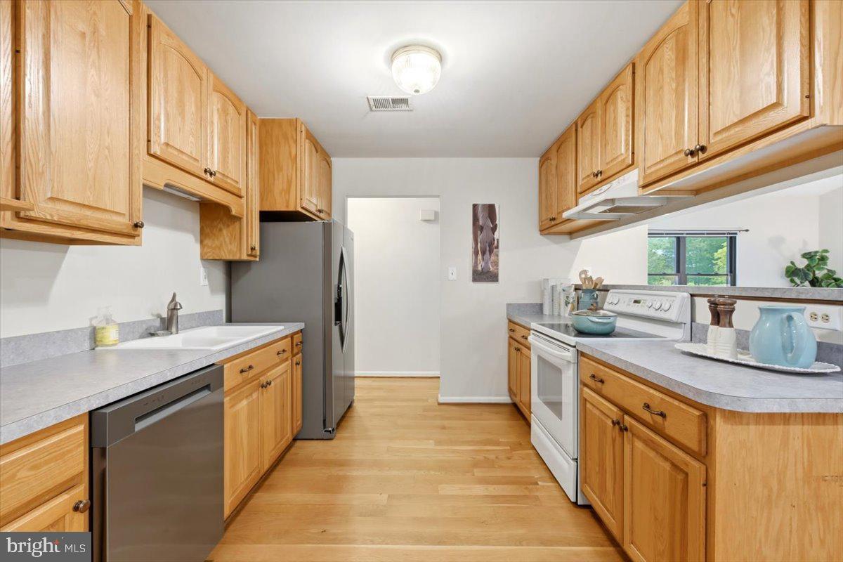 CEDAR KNOLLS - Residential