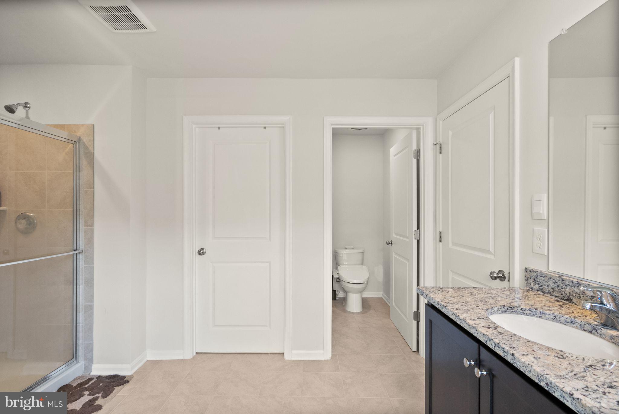 AQUIA OVERLOOK - Residential Lease