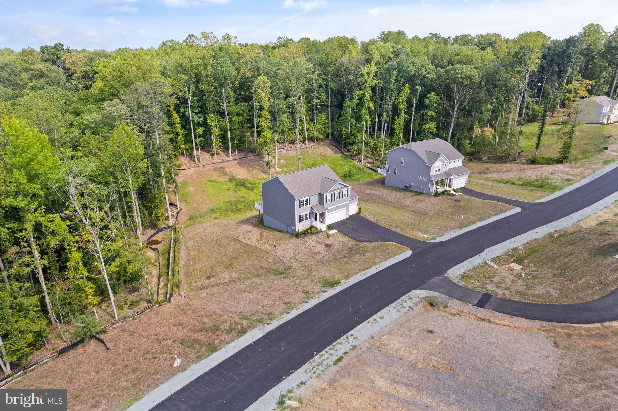 AQUIA OVERLOOK - Residential Lease