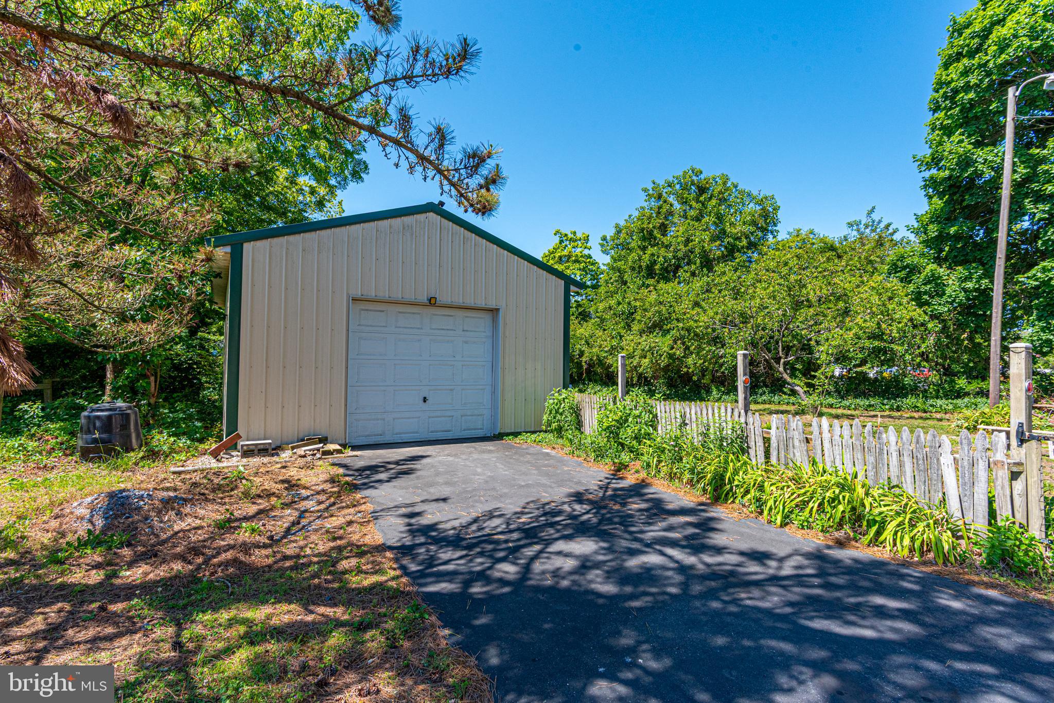 FRANKFORD - Residential
