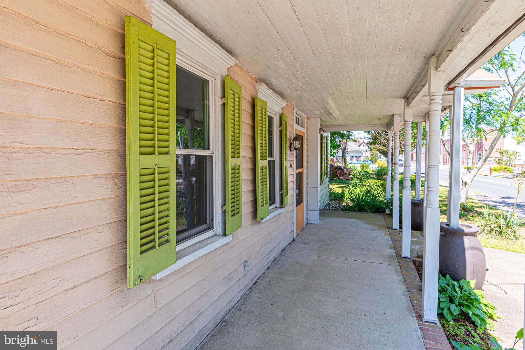 FRANKFORD - Residential