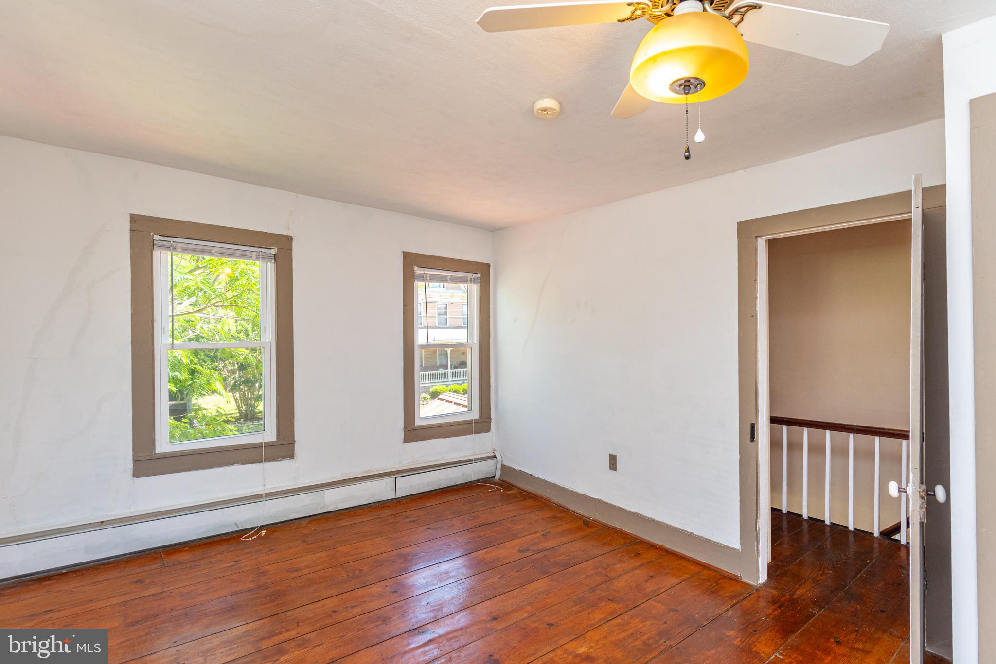 FRANKFORD - Residential