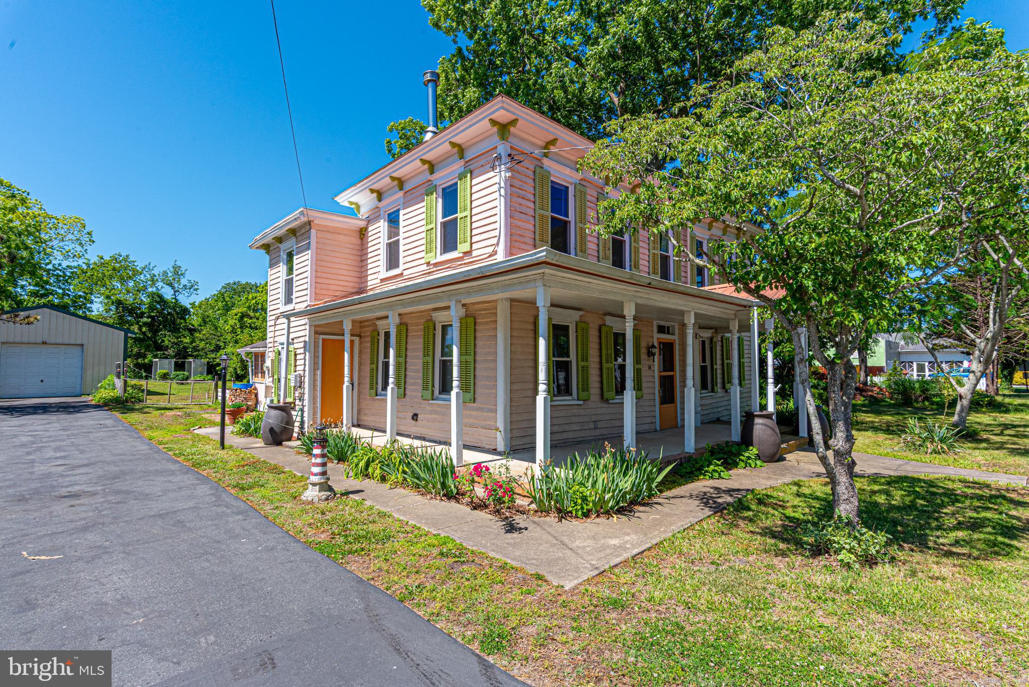 FRANKFORD - Residential