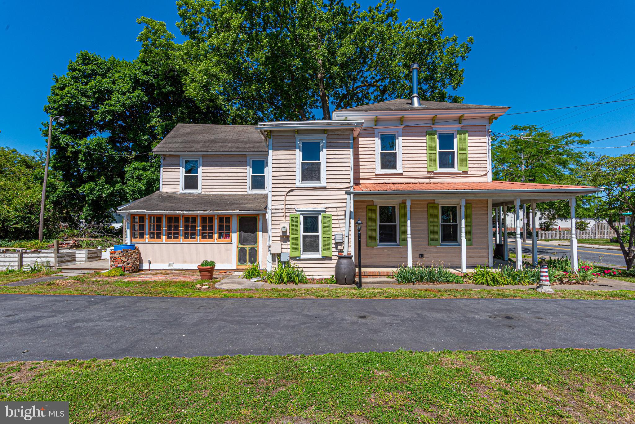 FRANKFORD - Residential