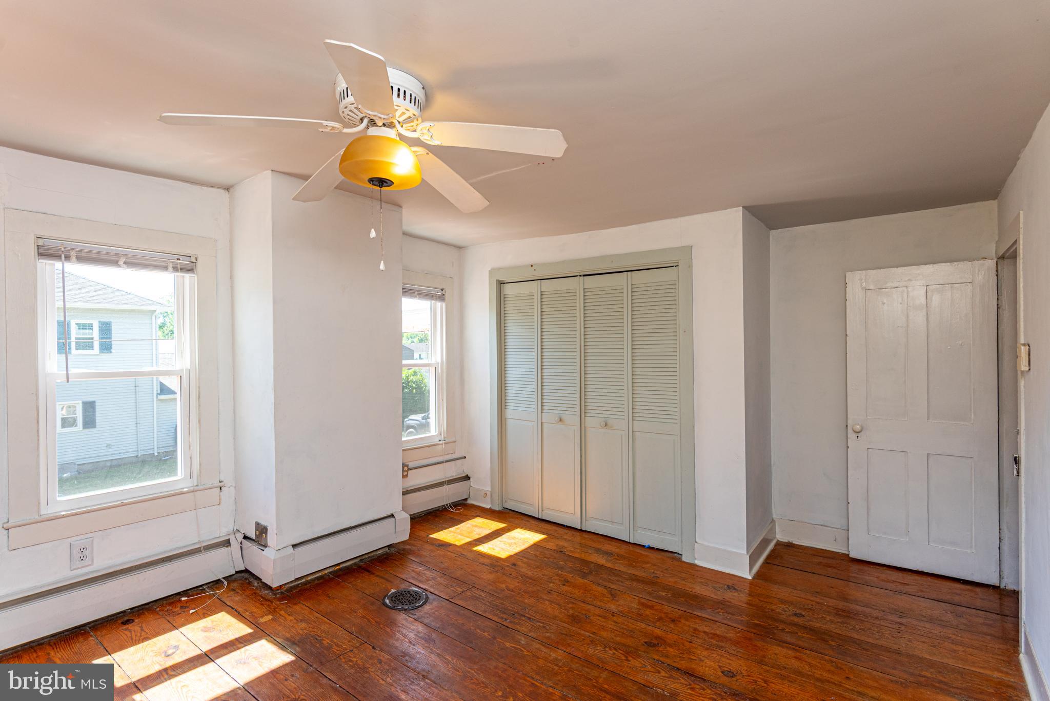 FRANKFORD - Residential