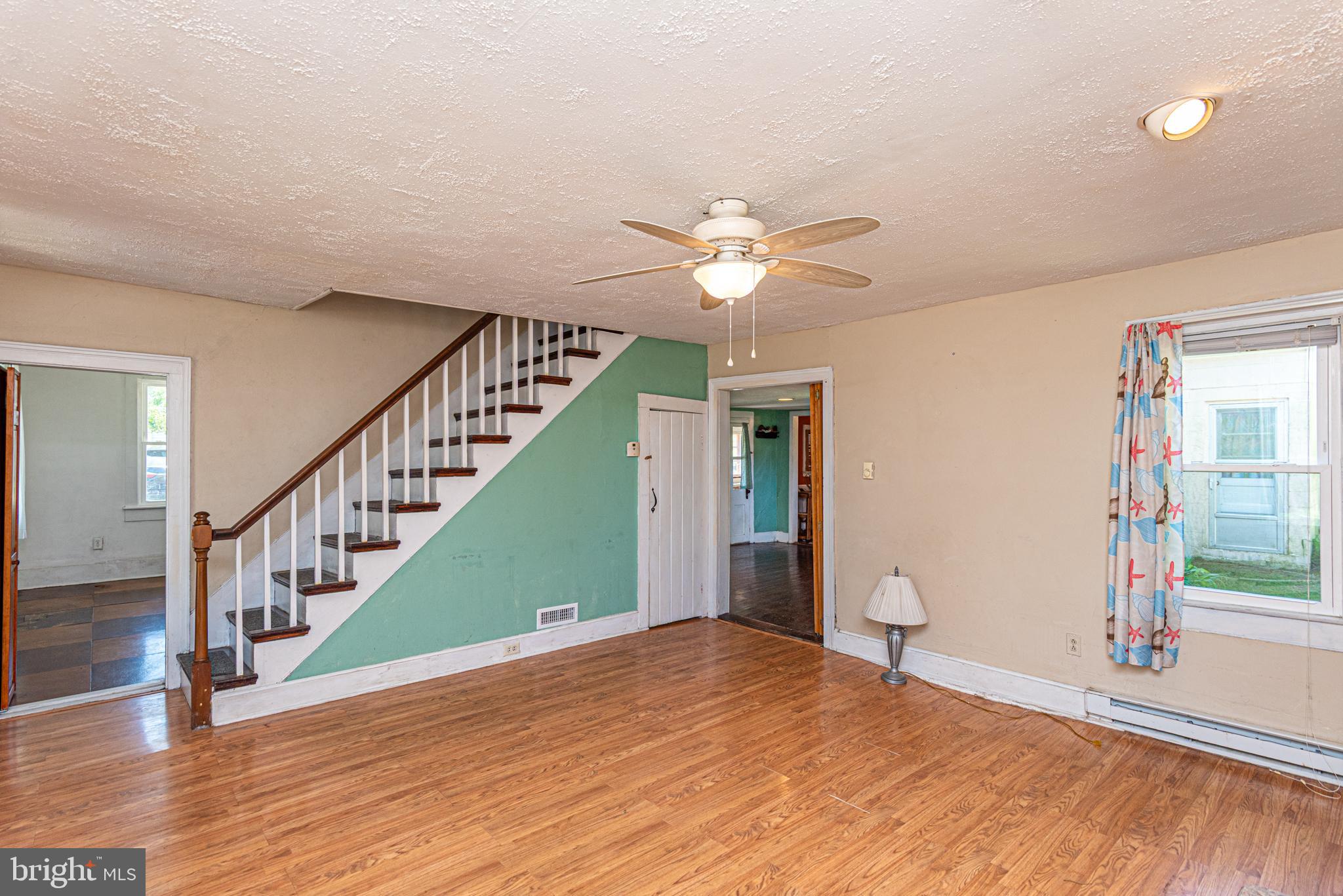 FRANKFORD - Residential