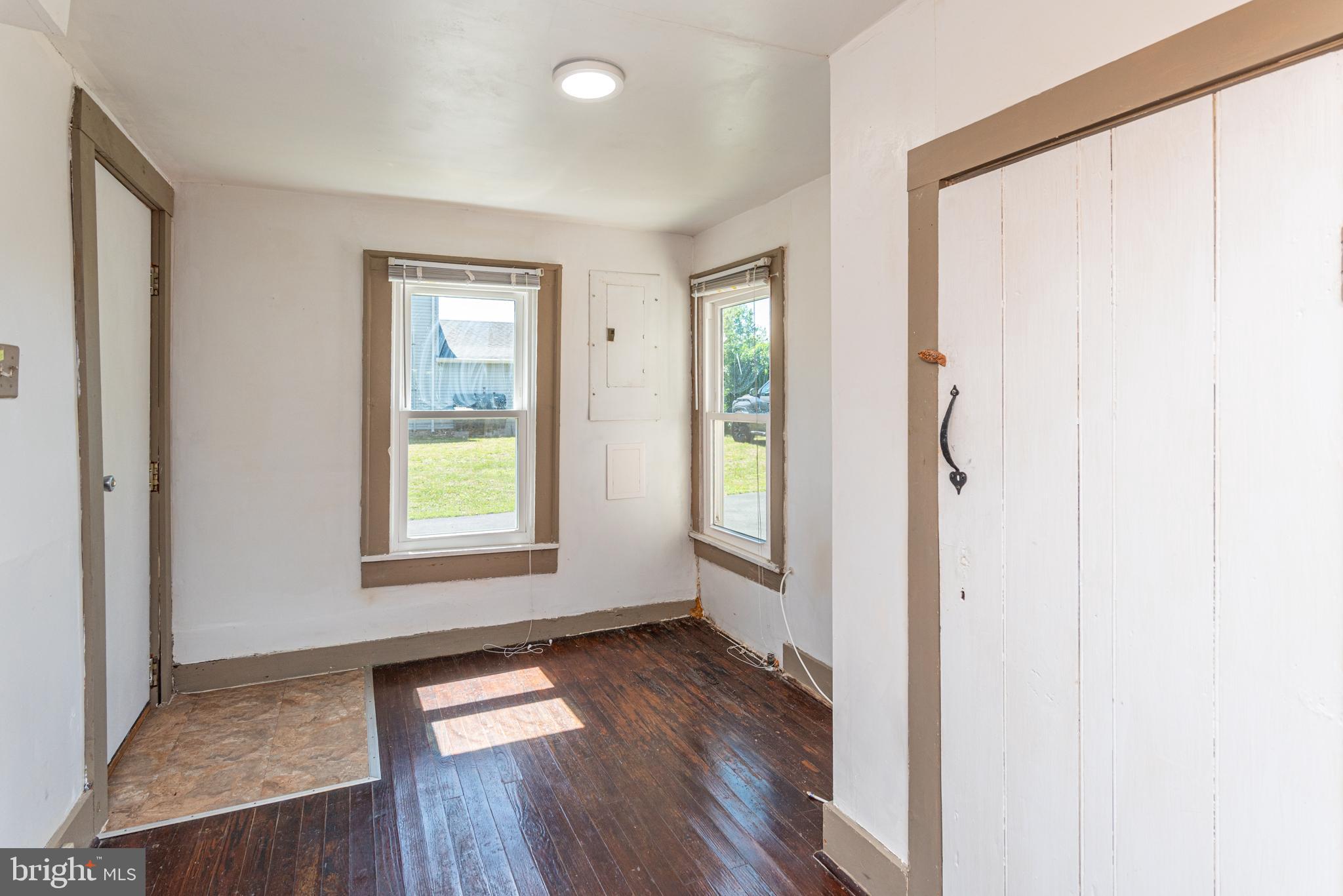 FRANKFORD - Residential