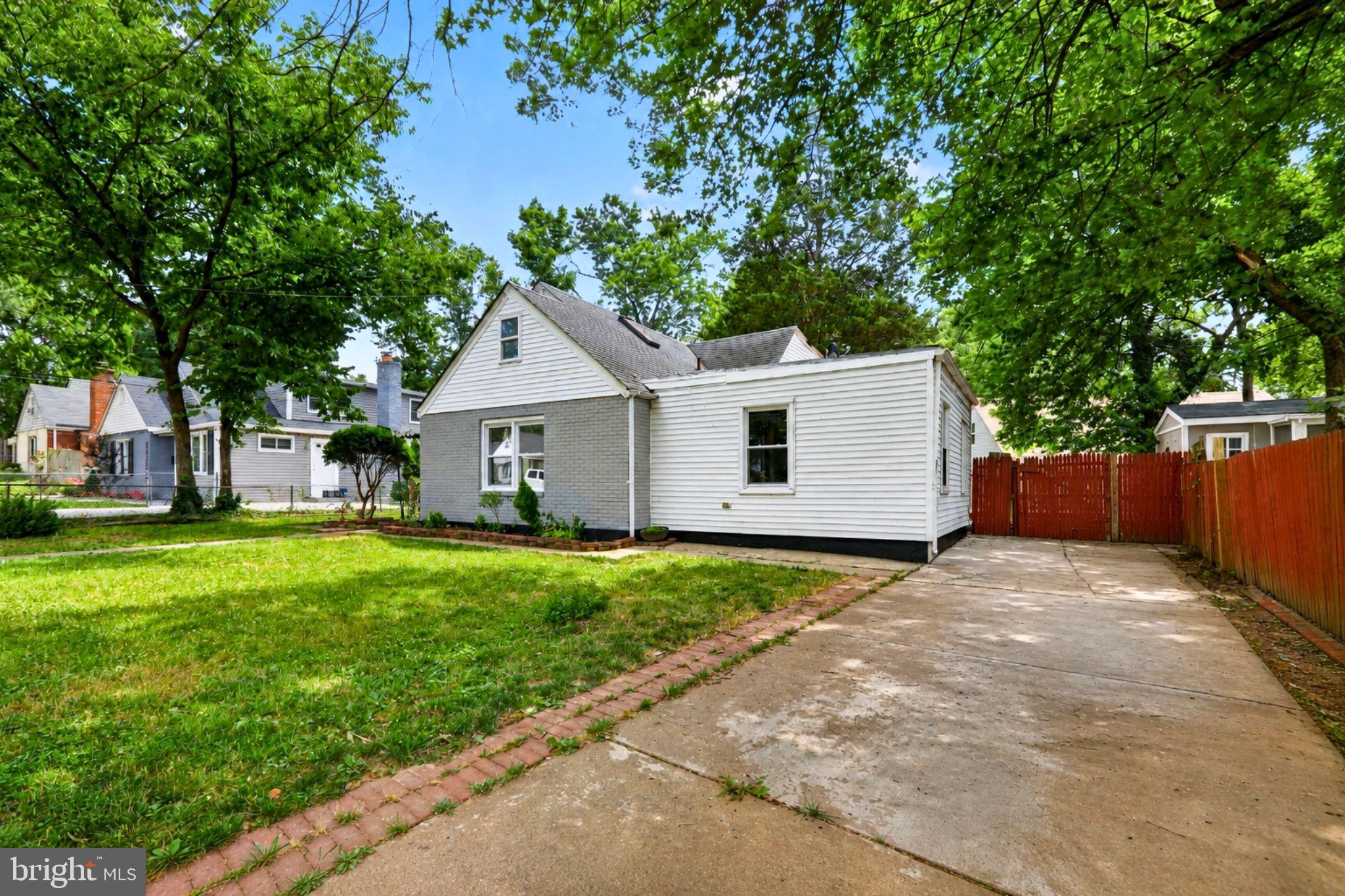 RADIANT VALLEY - Residential
