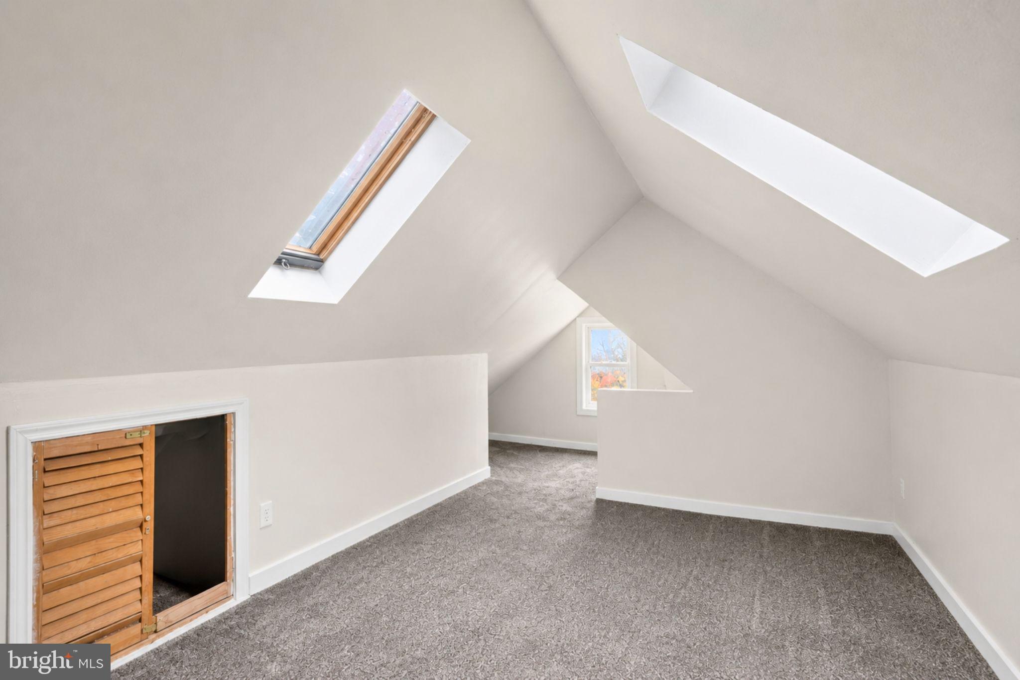 RADIANT VALLEY - Residential